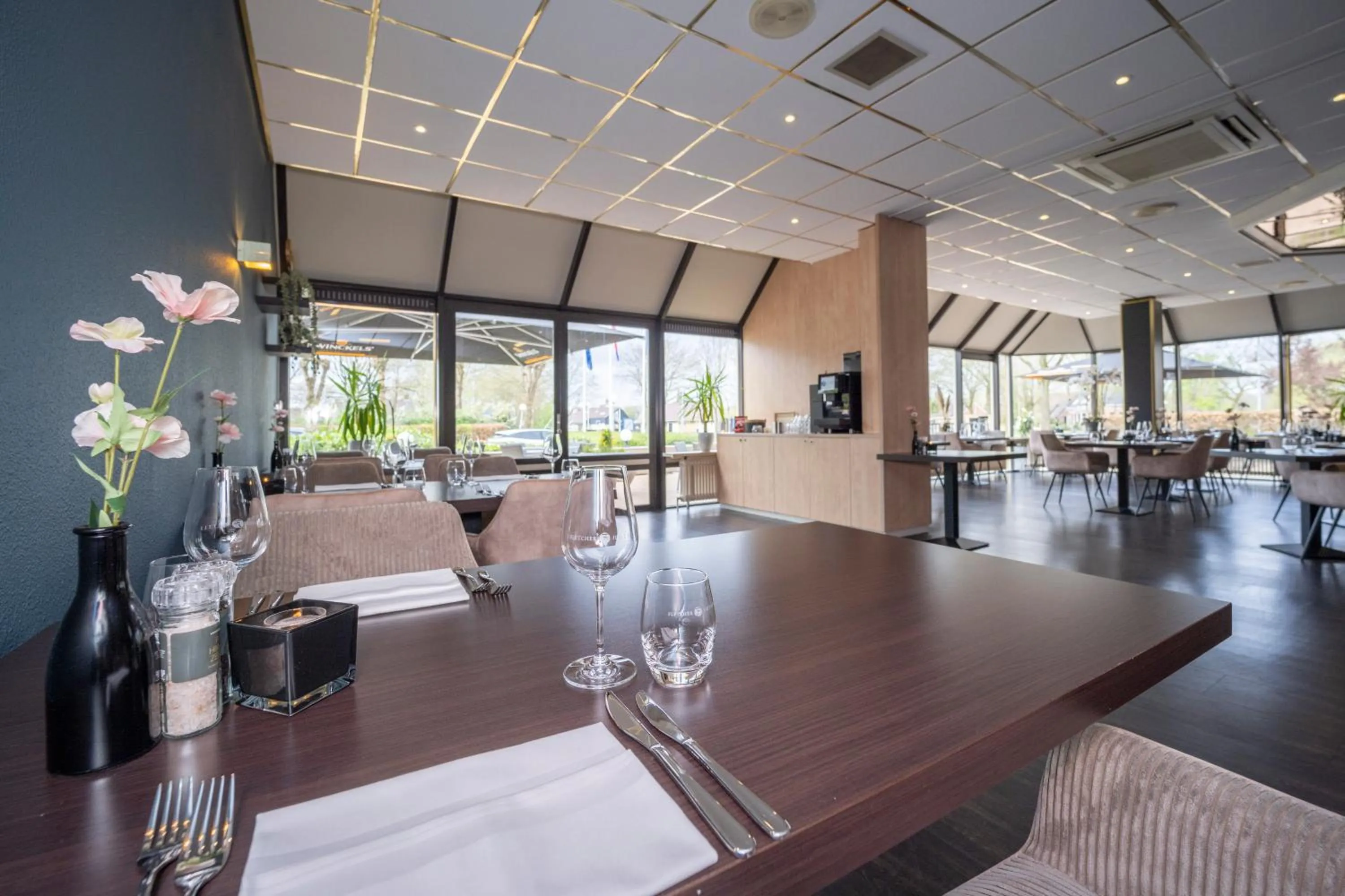 Restaurant/places to eat in Fletcher Hotel-Restaurant Langewold