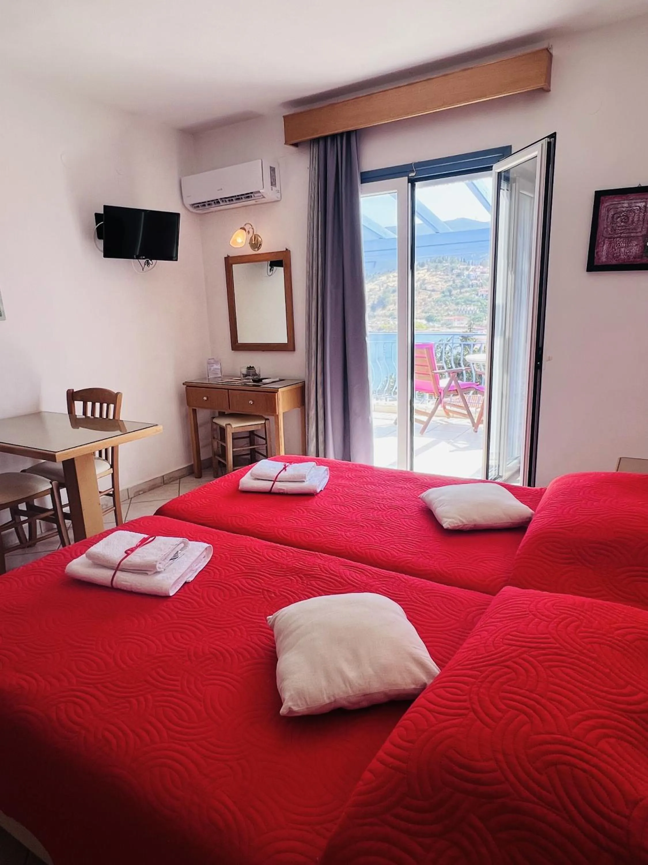 Bed in KTM Sunny Villas