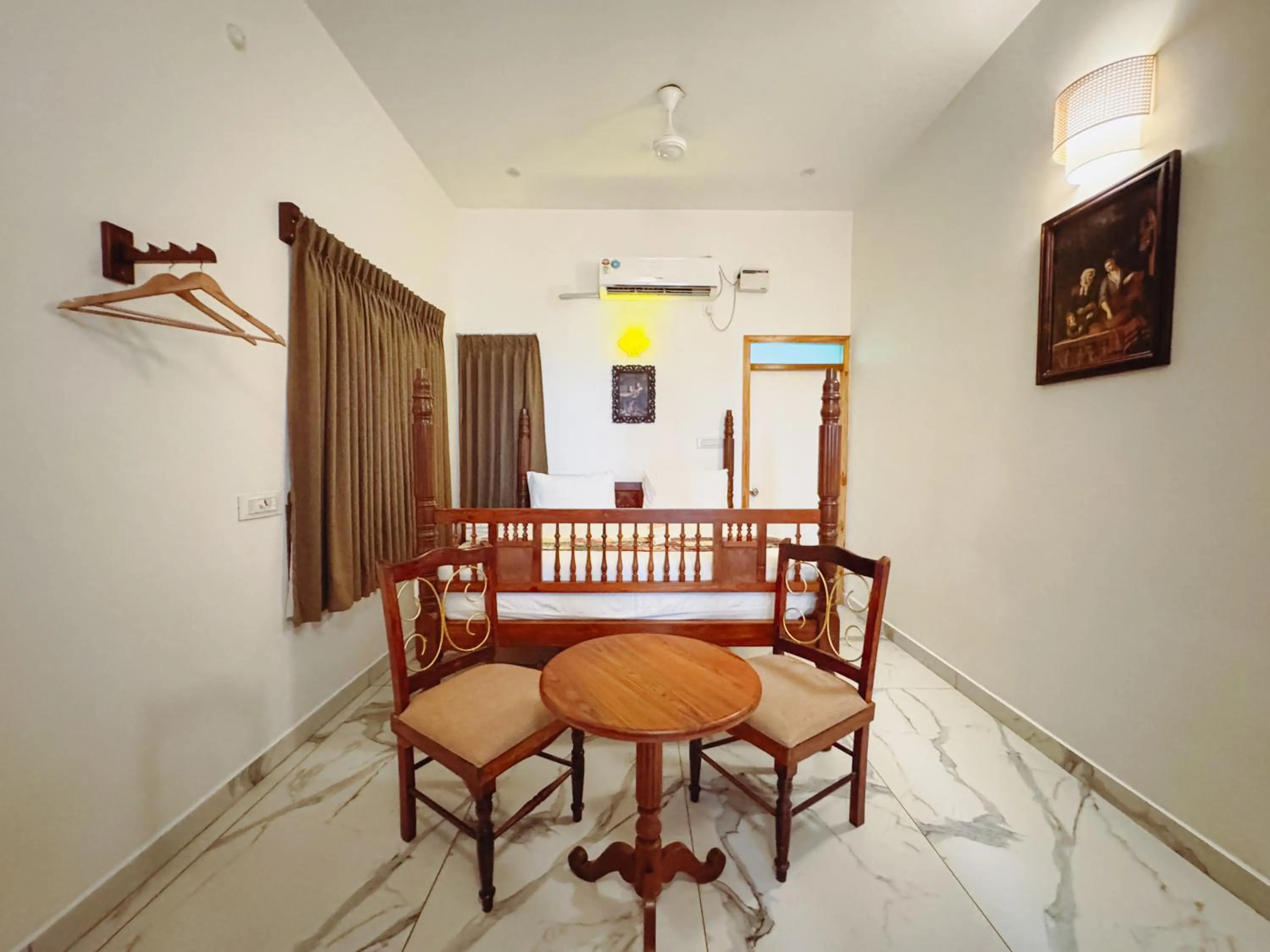 Bedroom in Bel Abri Colonial Living, Pondicherry