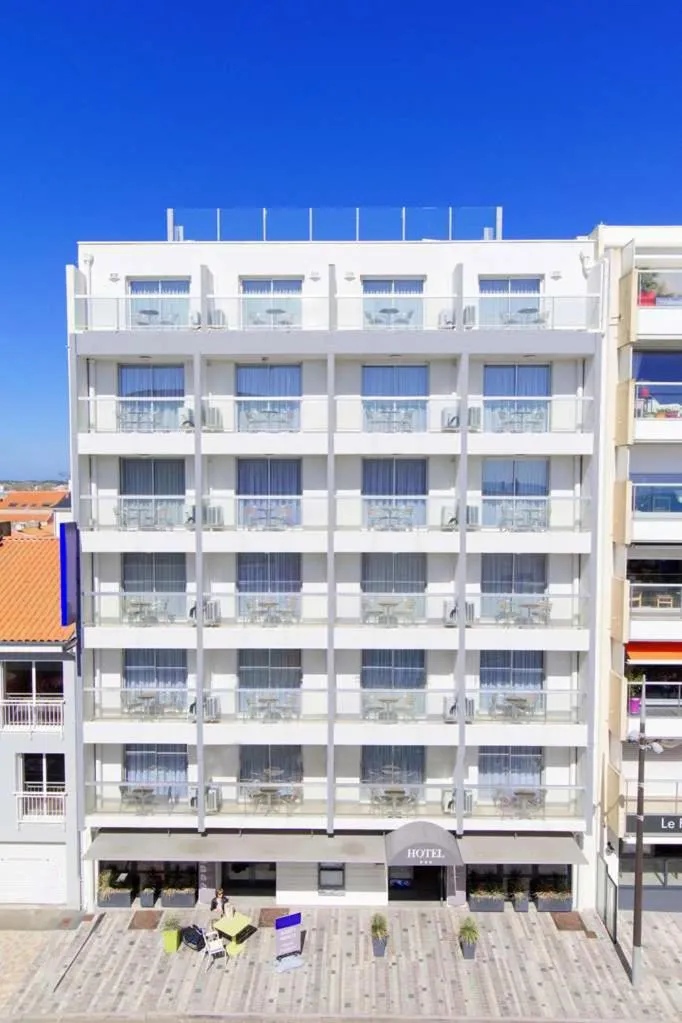 Facade/entrance in Hotel Coeur Marin