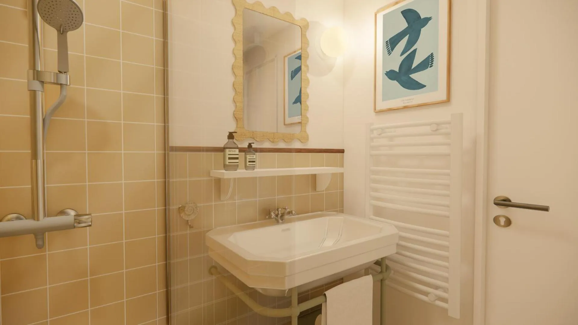 Shower in Hotel Coeur Marin