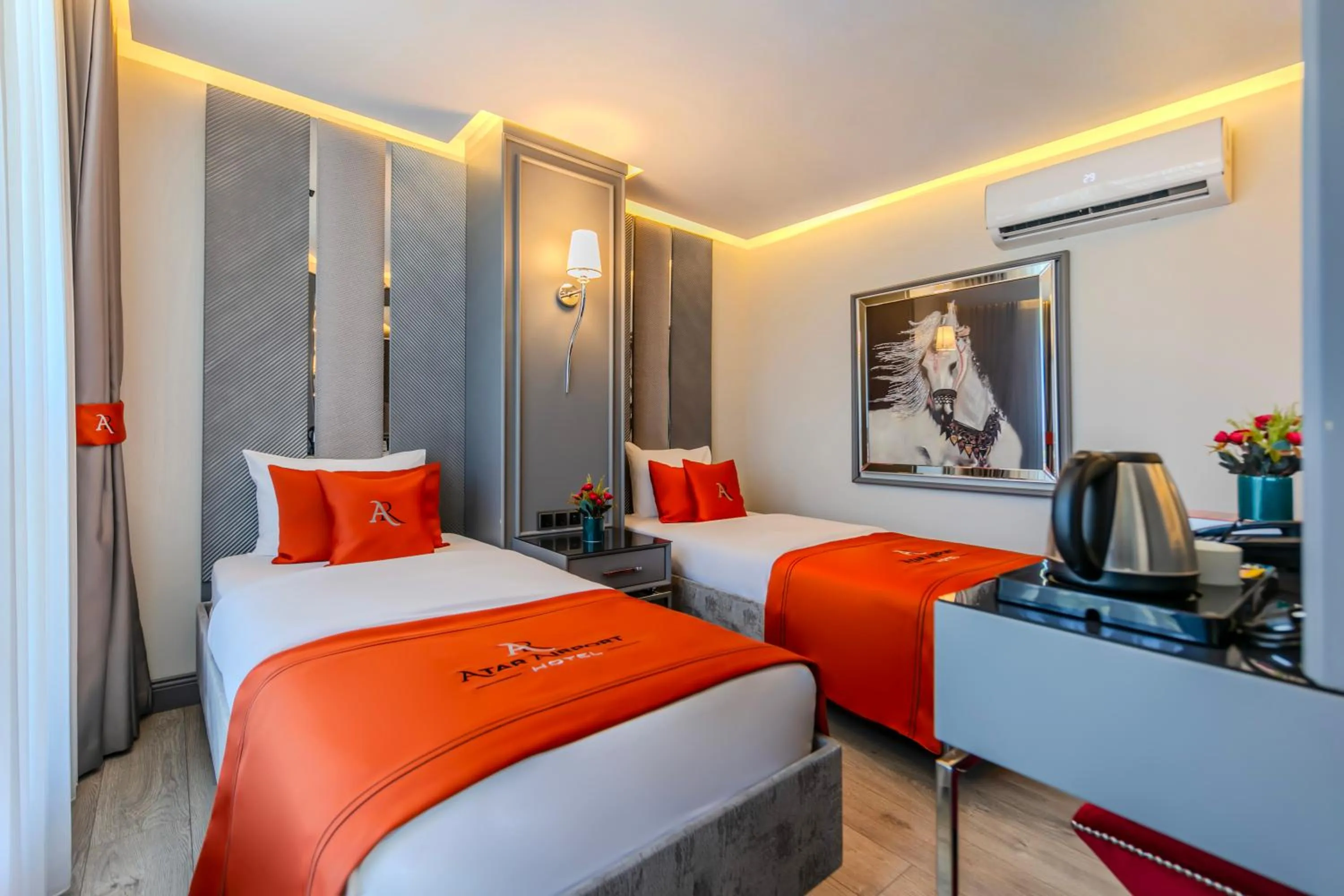 Photo of the whole room, Bed in Atar Airport Hotel - Restaurant & Spa Wellness