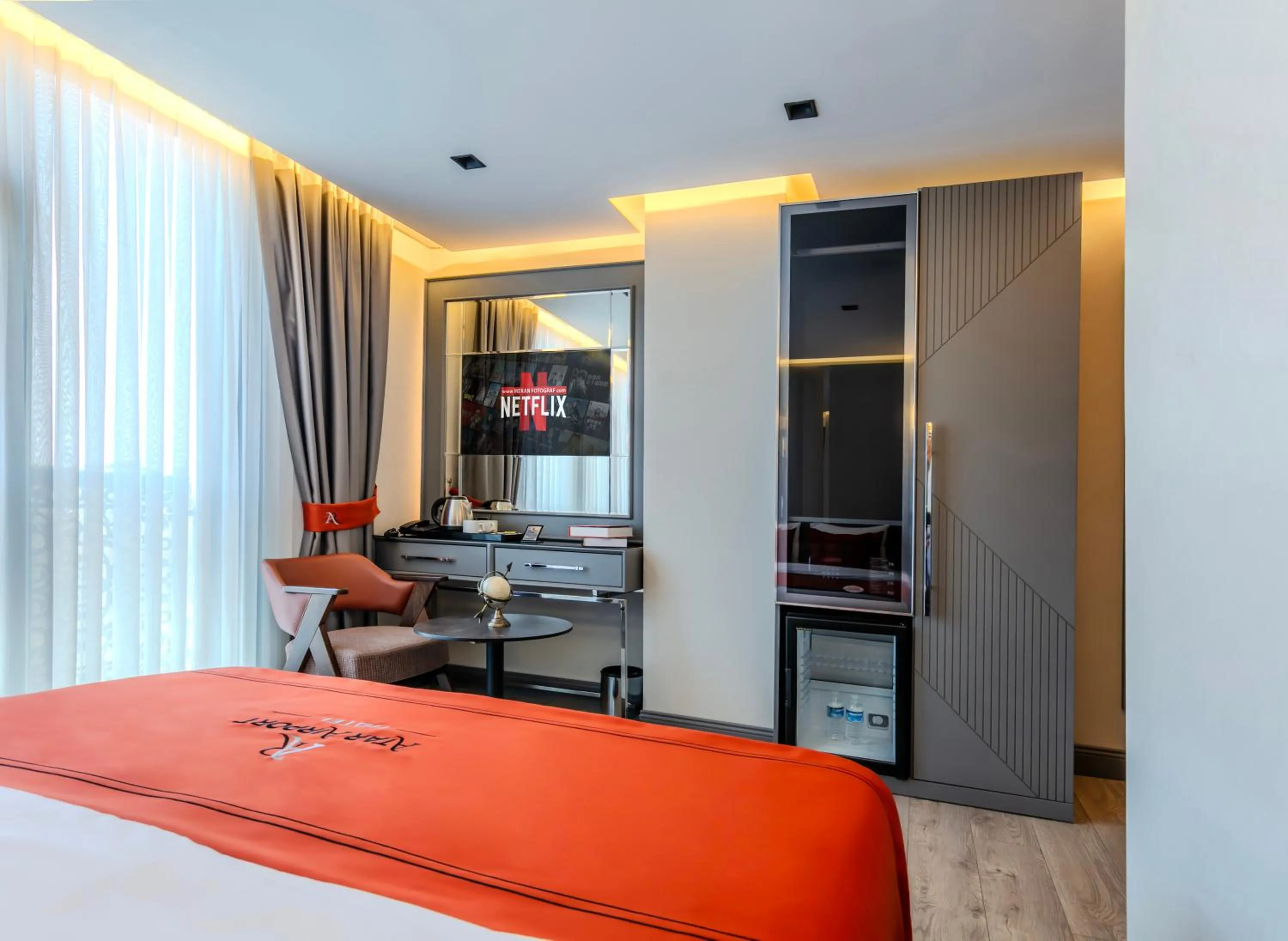 Photo of the whole room, Bed in Atar Airport Hotel - Restaurant & Spa Wellness