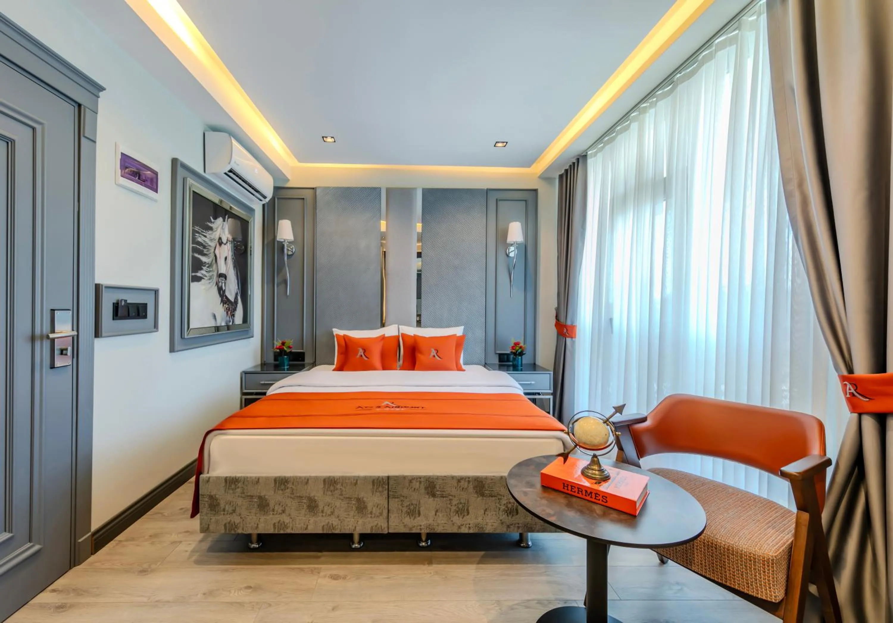 Photo of the whole room, Bed in Atar Airport Hotel - Restaurant & Spa Wellness