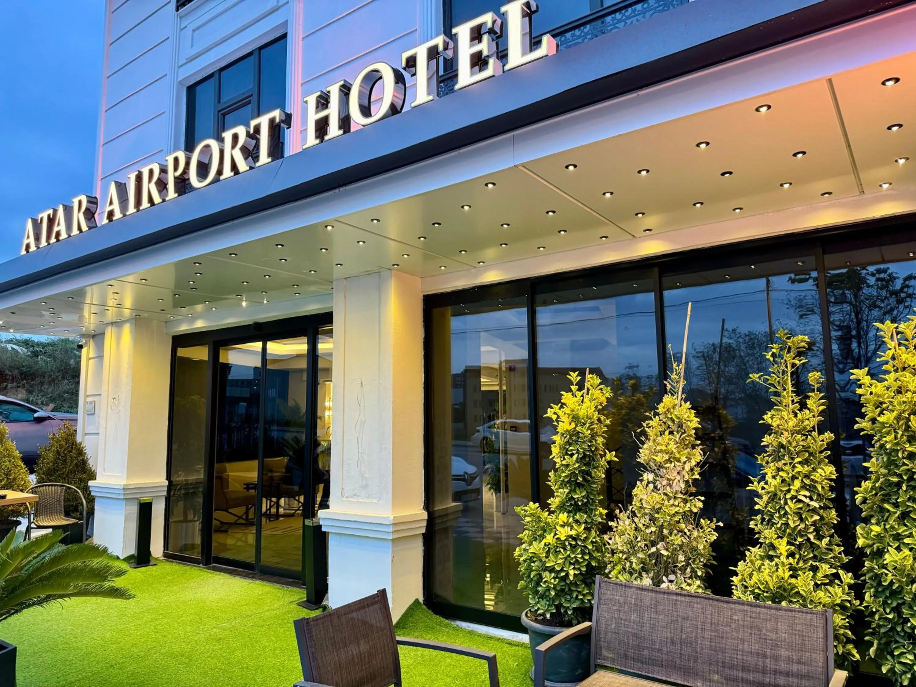 Property building in Atar Airport Hotel - Restaurant & Spa Wellness