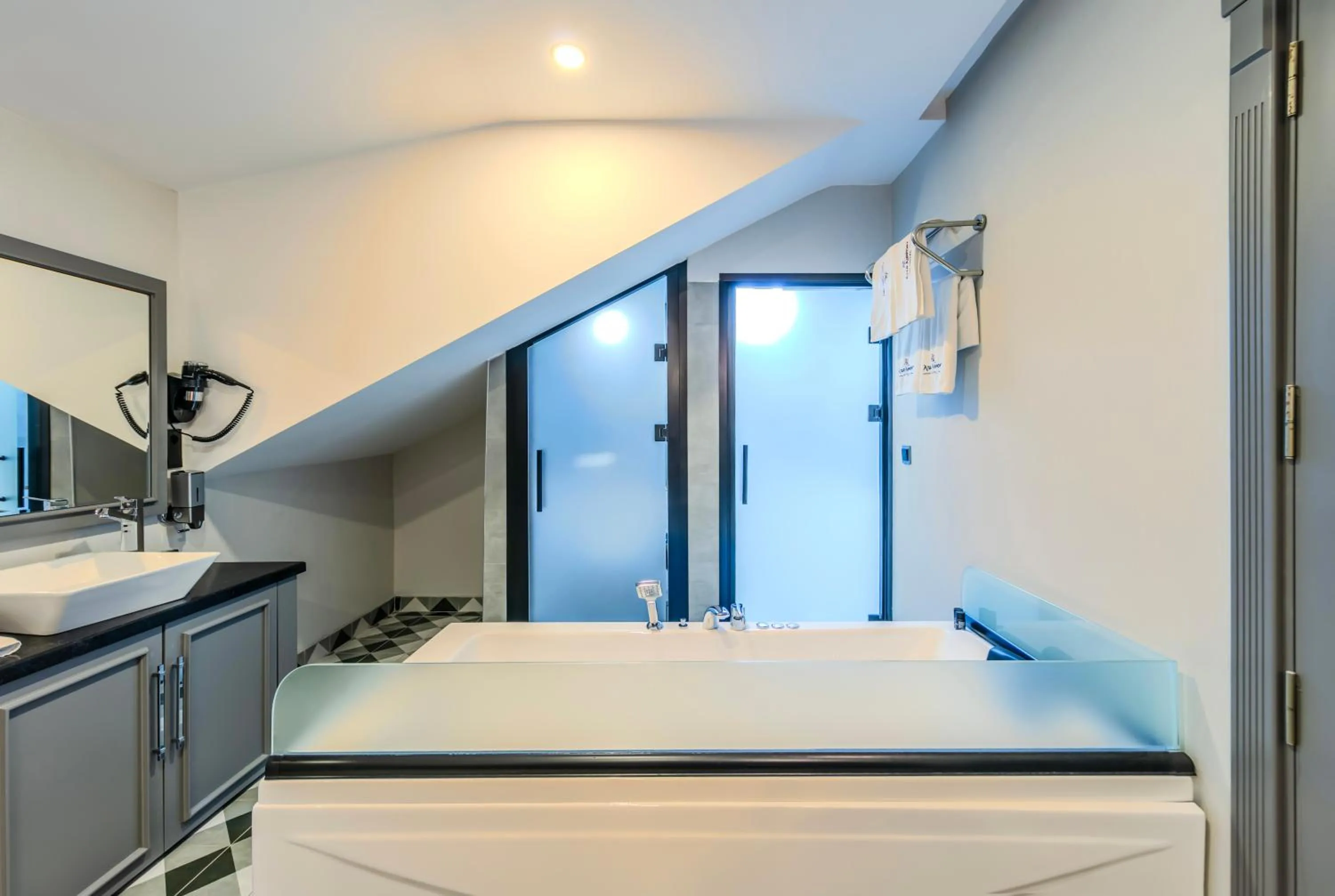 Photo of the whole room in Atar Airport Hotel - Restaurant & Spa Wellness