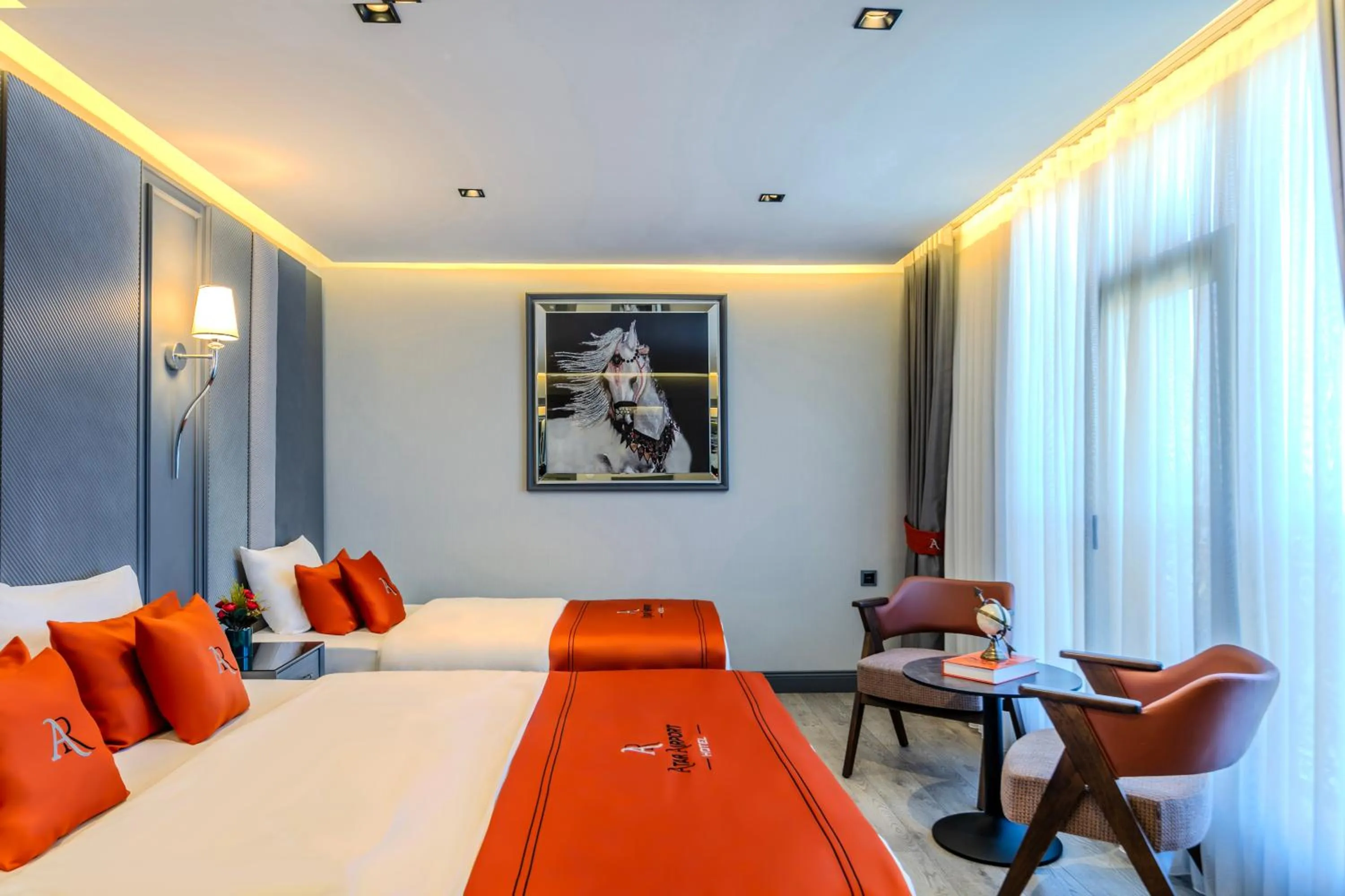 Photo of the whole room, Bed in Atar Airport Hotel - Restaurant & Spa Wellness