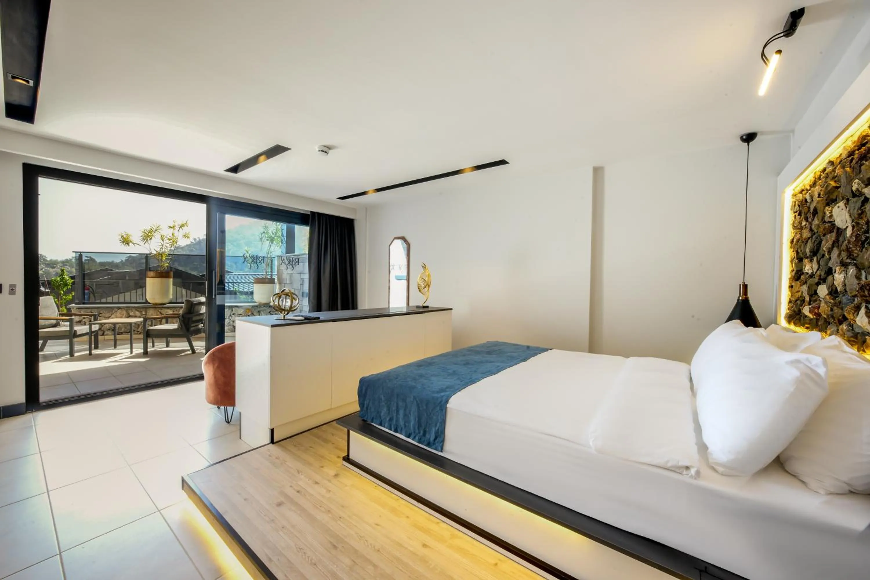 Photo of the whole room, Bed in Ramitos Boutique Hotel