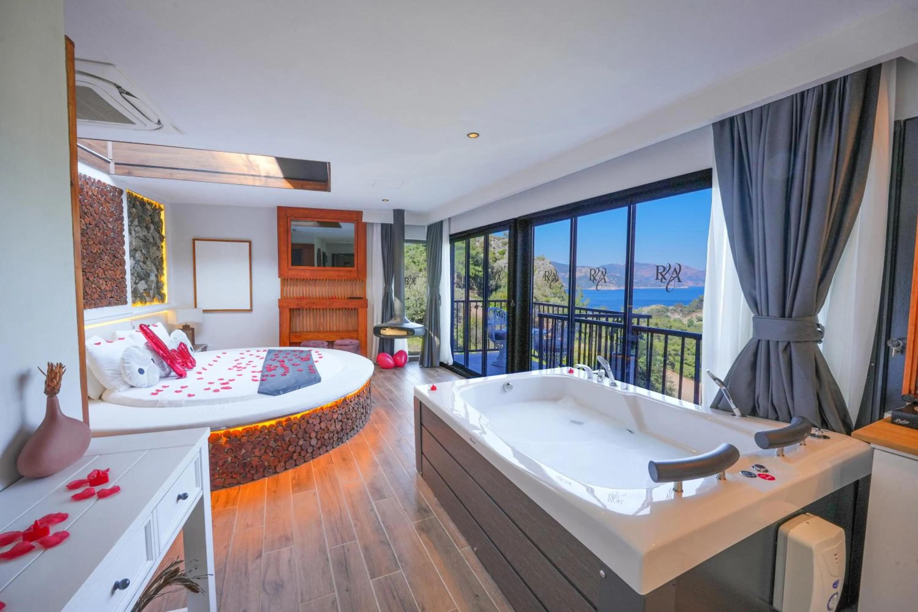 Bed in Ramitos Boutique Hotel