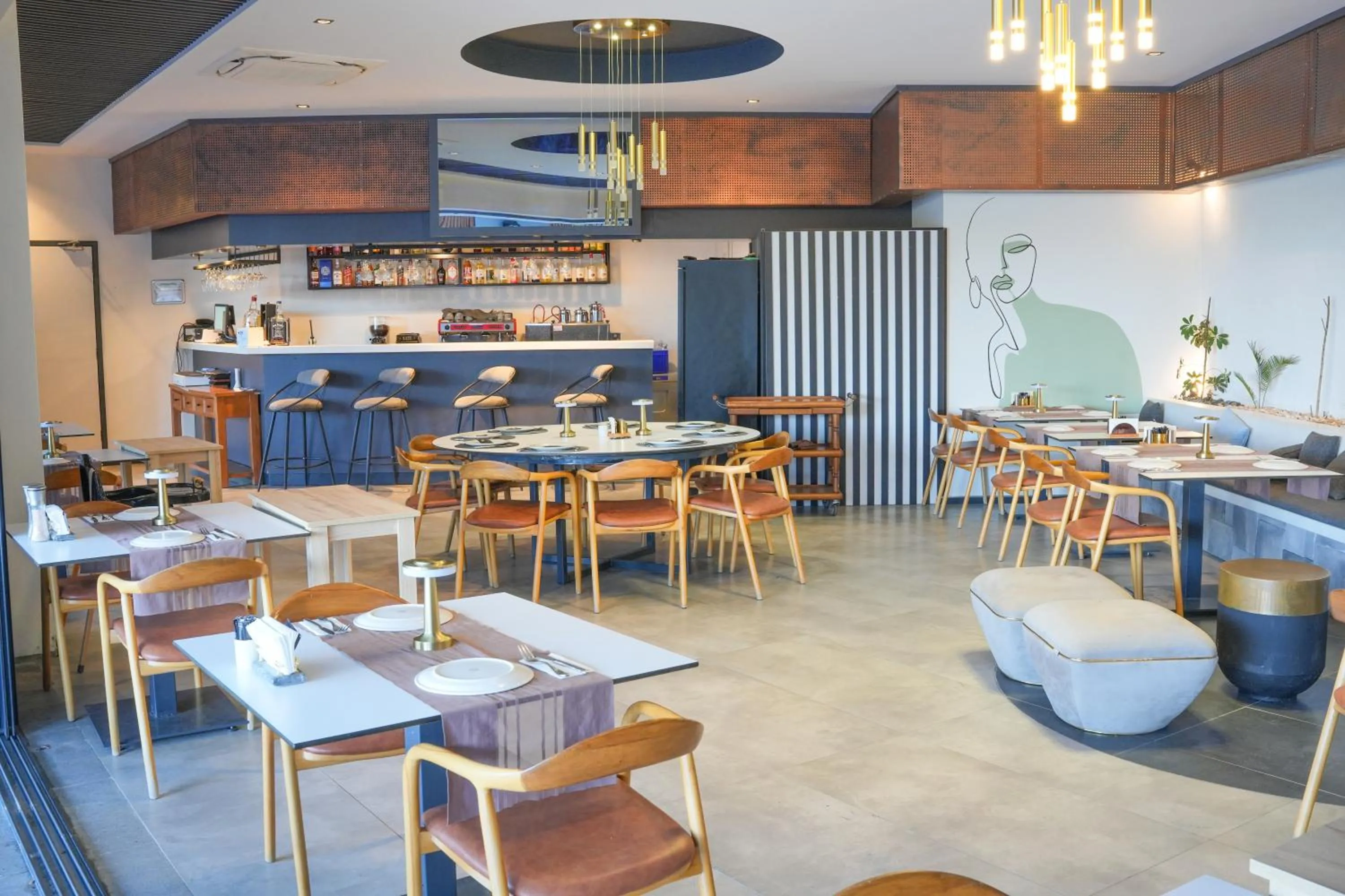 Restaurant/places to eat in Ramitos Boutique Hotel