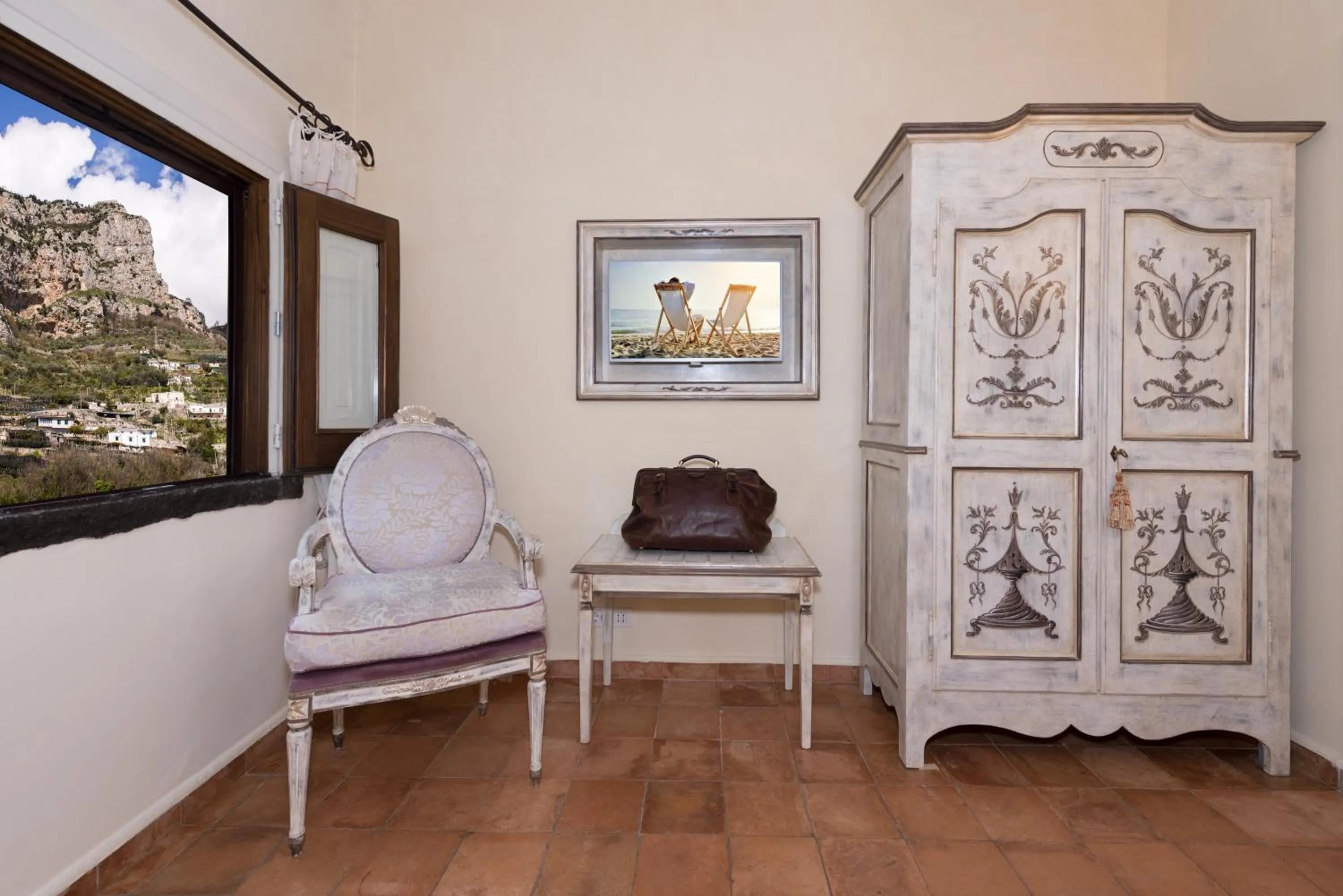 Bedroom in Villa Alba d'Oro - Historic luxury villa
