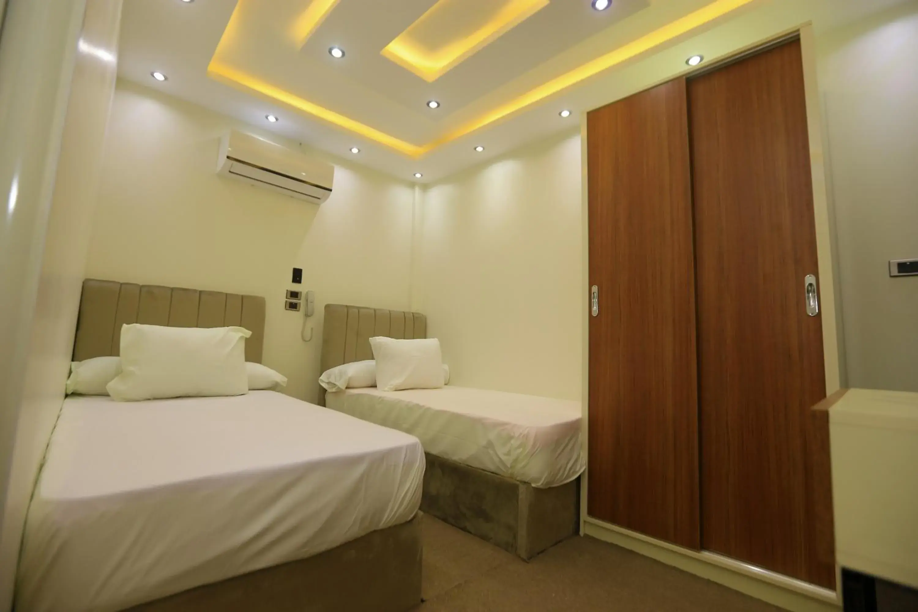 Double Room with Garden View in fabulous view pyramids inn hotel Double Room with Garden View in fabulous view pyramids inn hotel