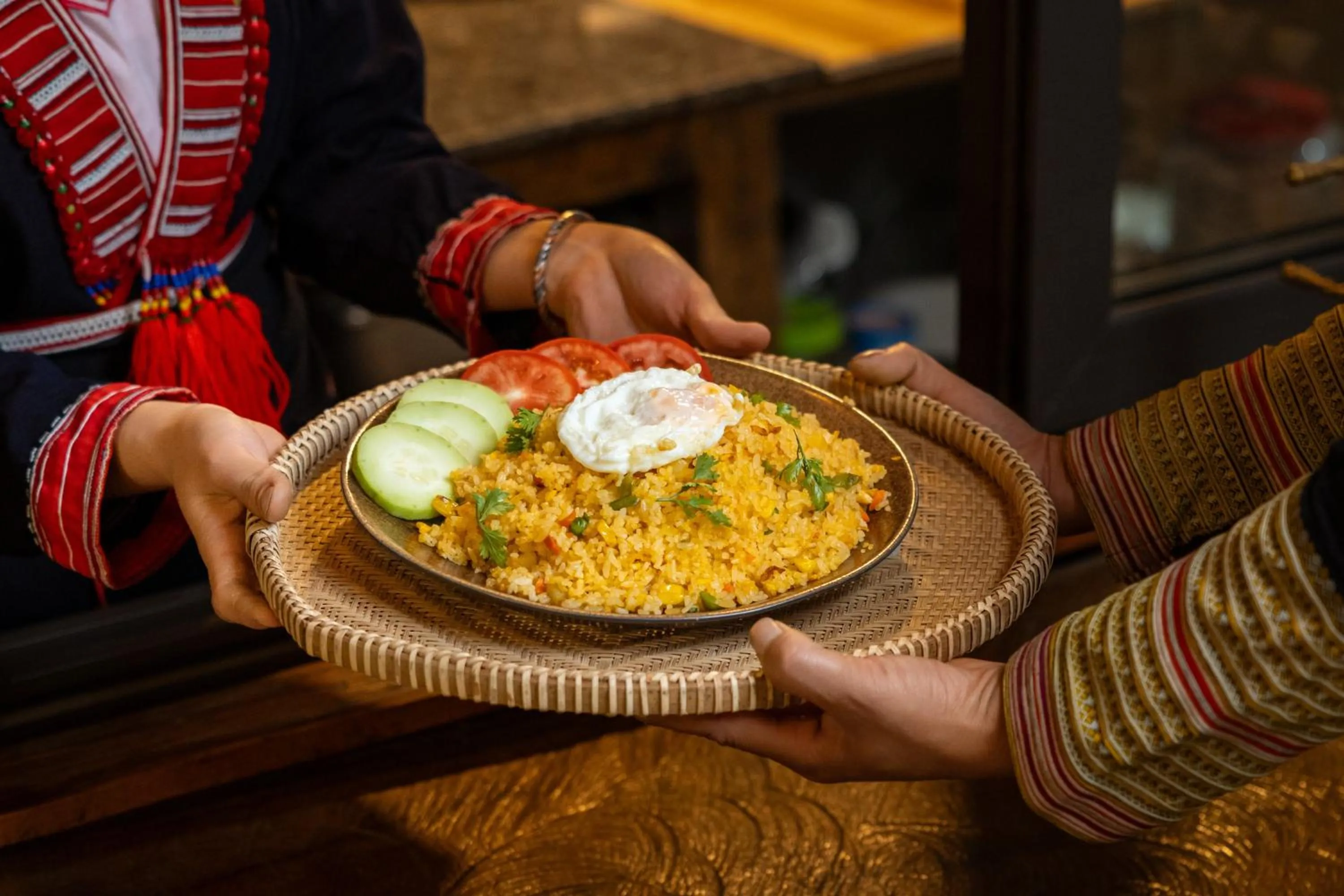 Food and drinks in Ta Phin Cottage