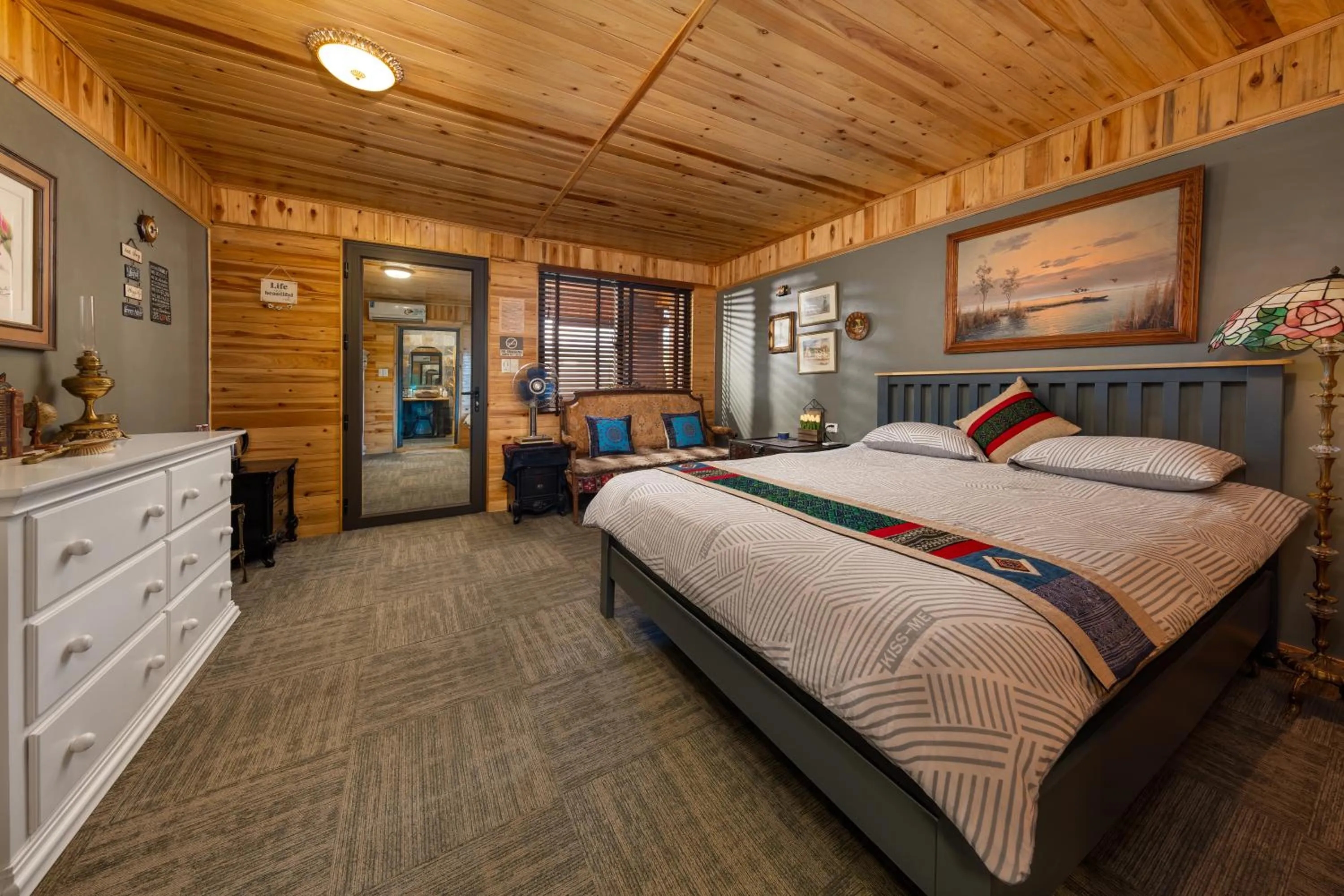 Bed in Ta Phin Cottage