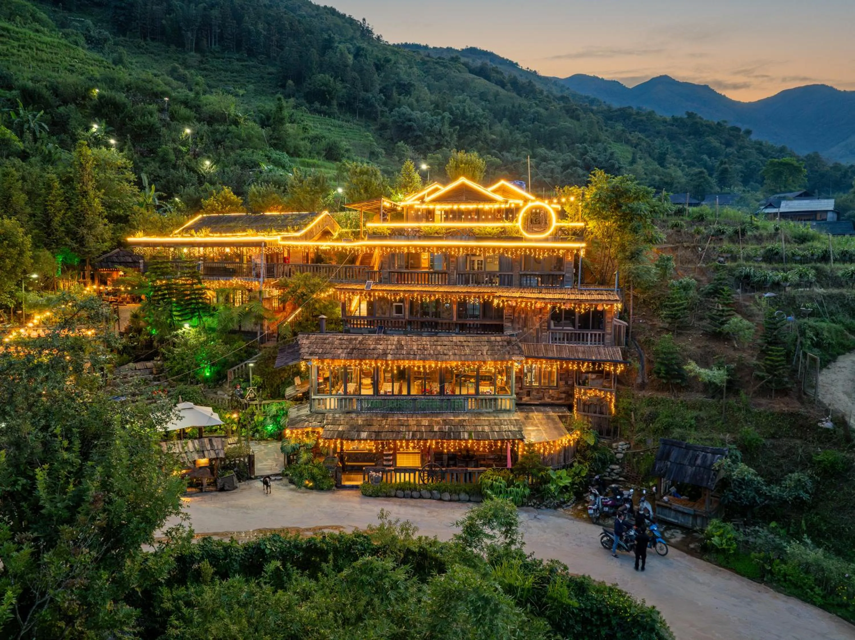 Property building in Ta Phin Cottage