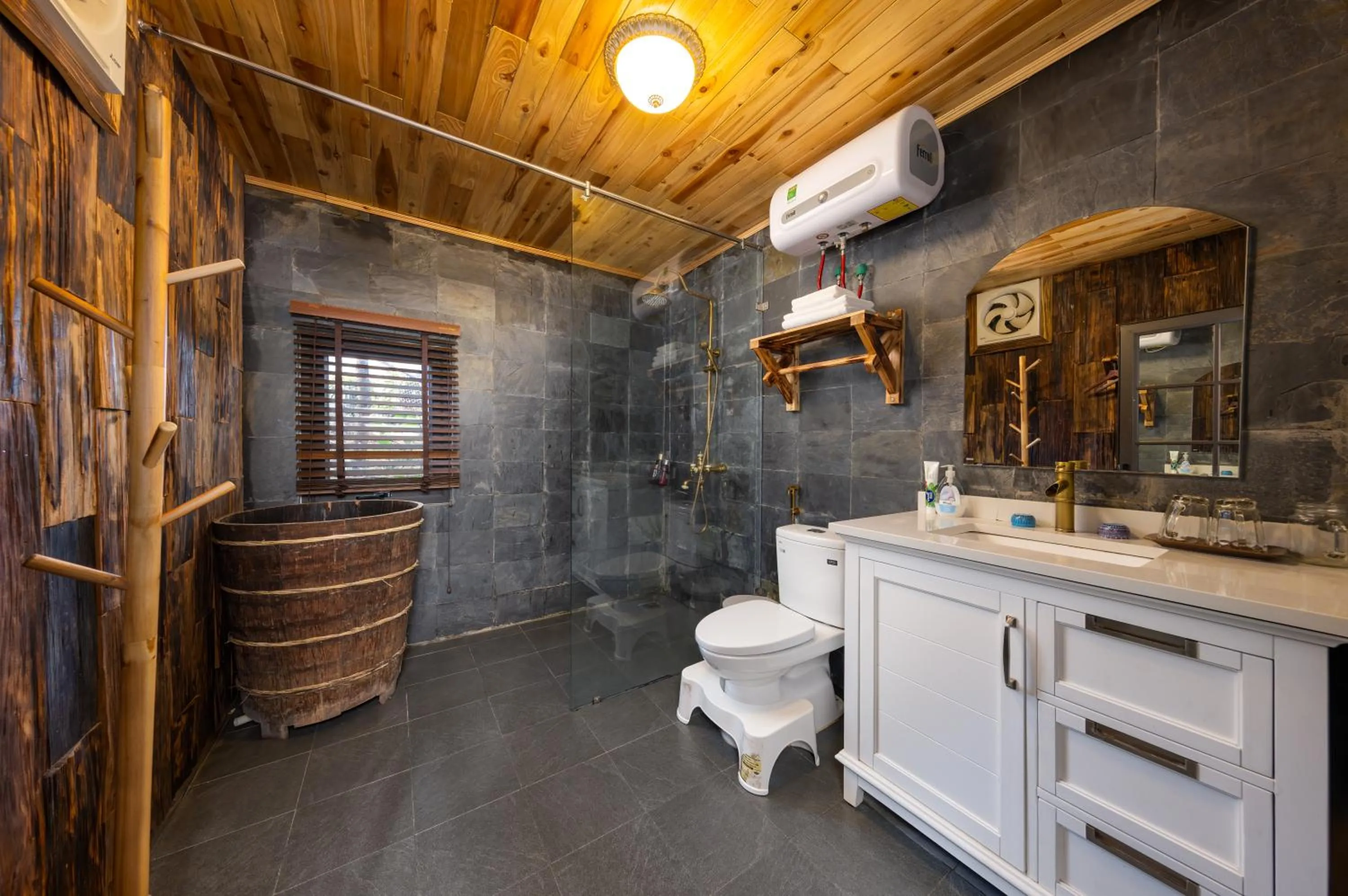Bathroom in Ta Phin Cottage