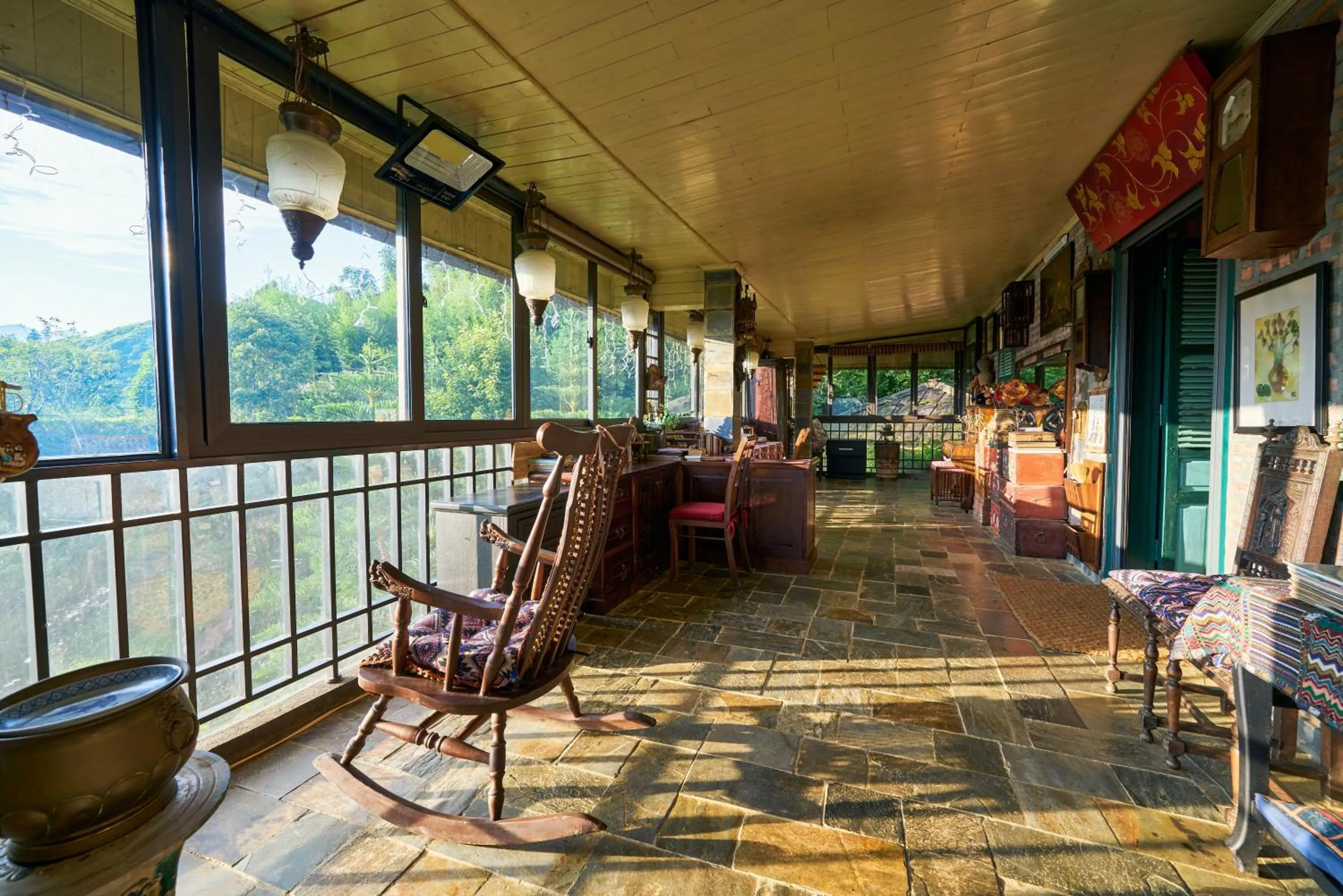 Library in Ta Phin Cottage