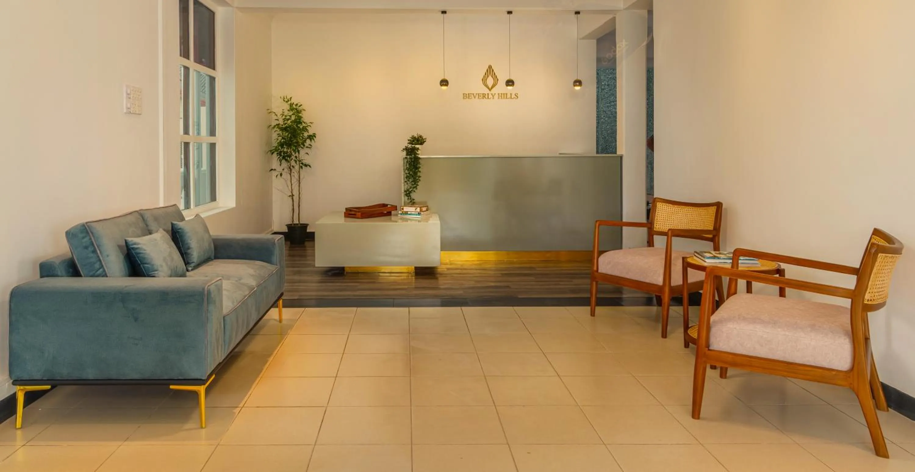 Living room in Beverly Hills Hotel