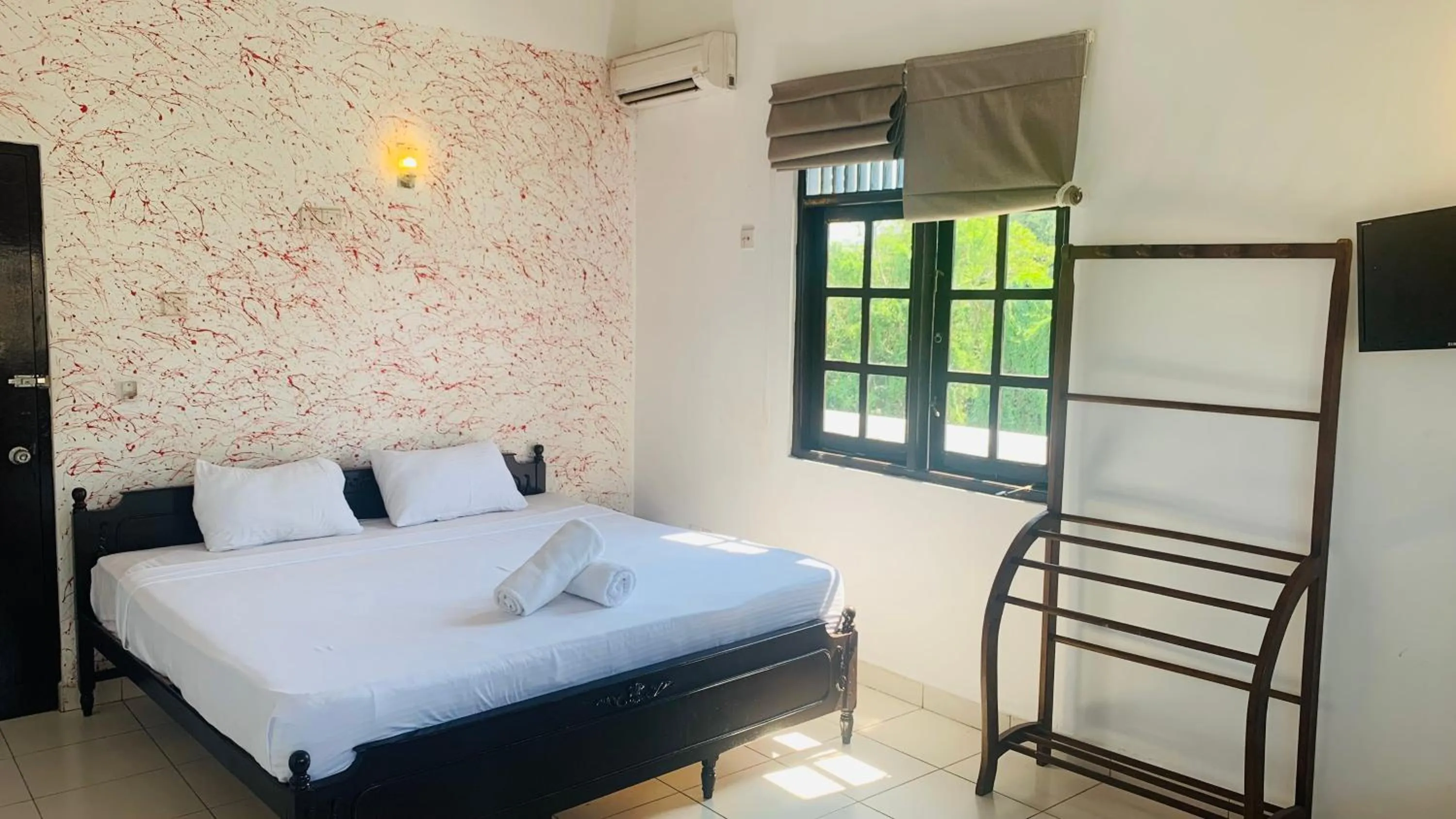 Bed in Beverly Hills Hotel