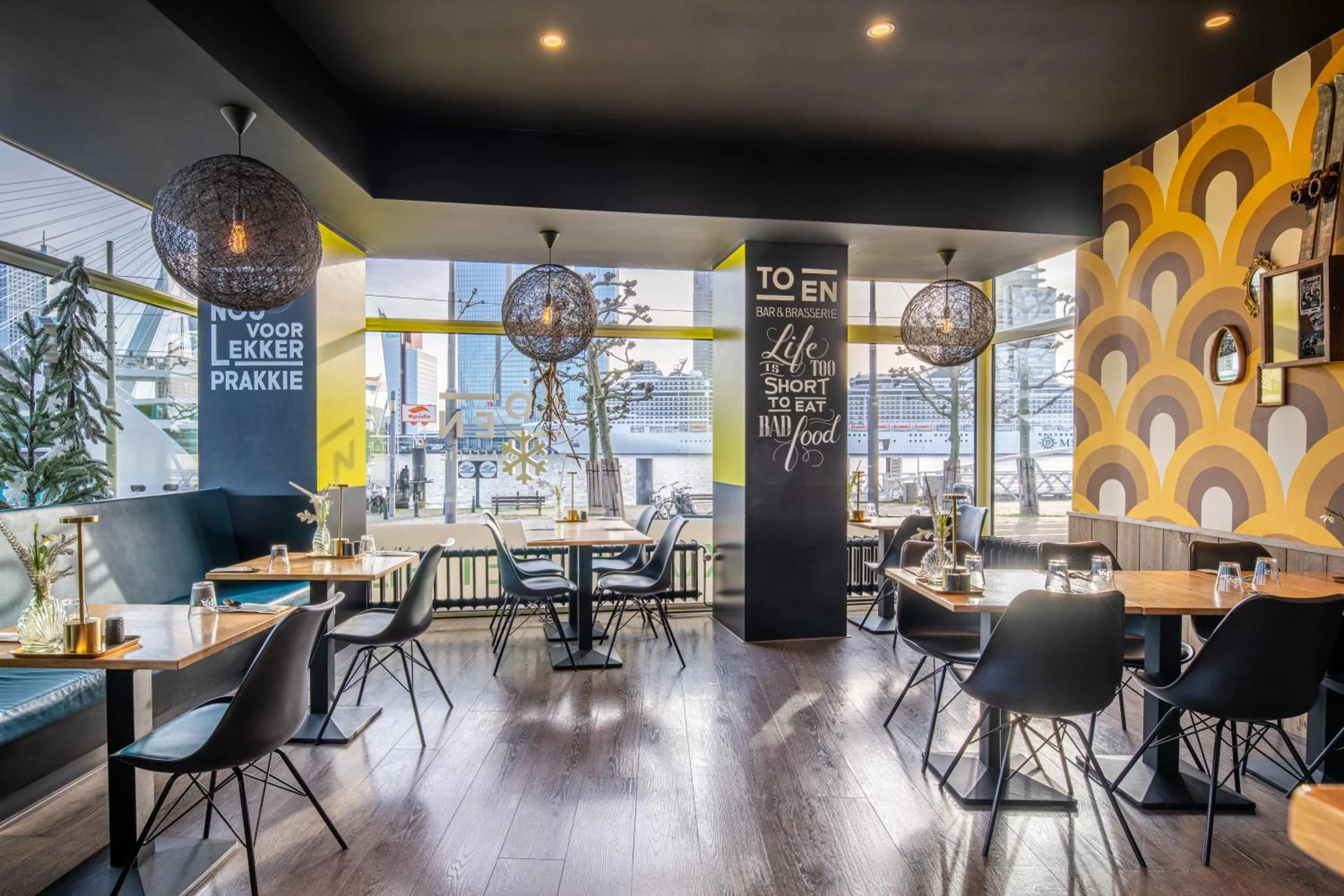 Restaurant/places to eat in Thon Hotel Rotterdam City Centre