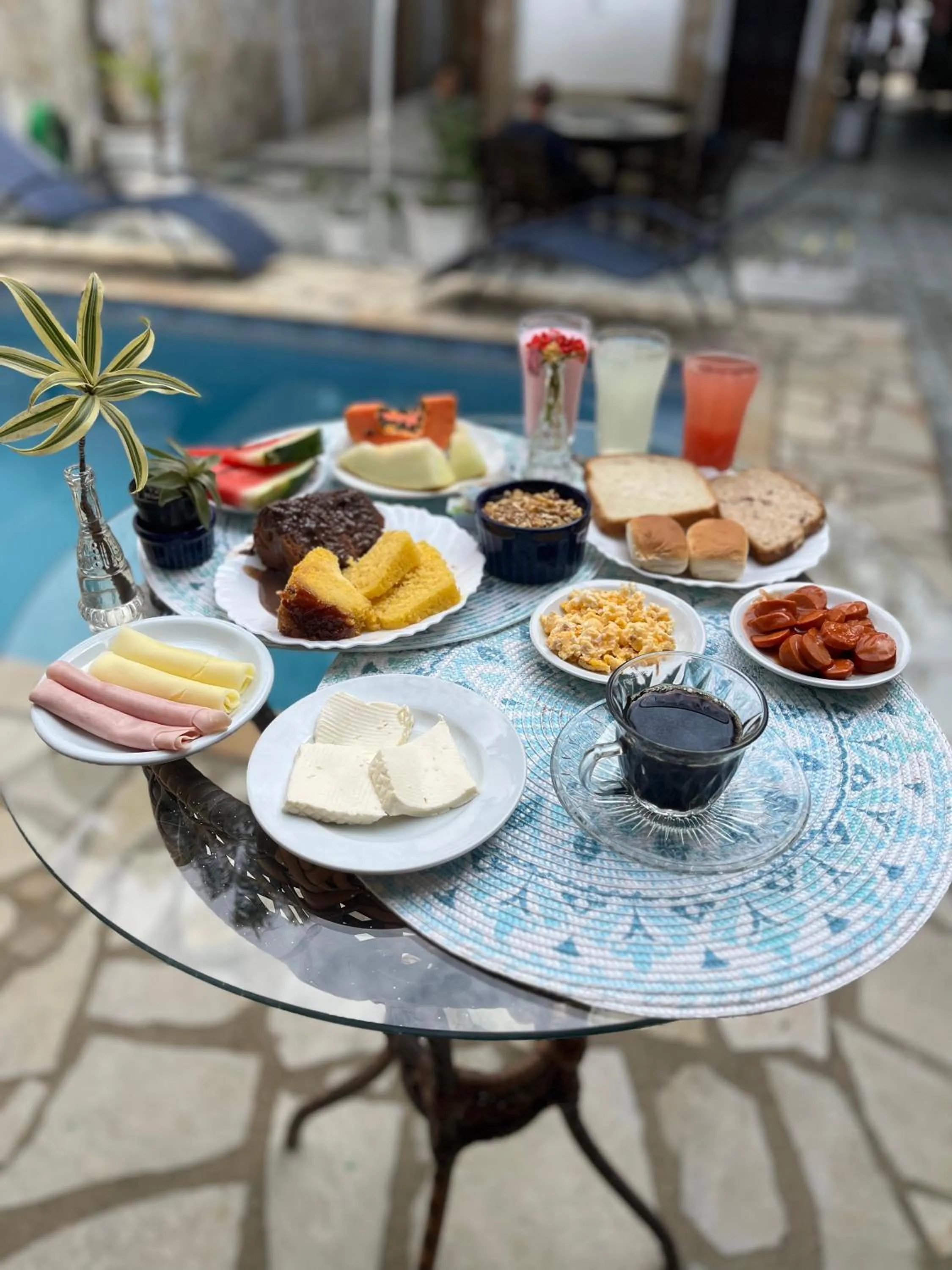 Food and drinks in Pousada Villa Real Paraty - Localização e café da manhã EXCELENTES"