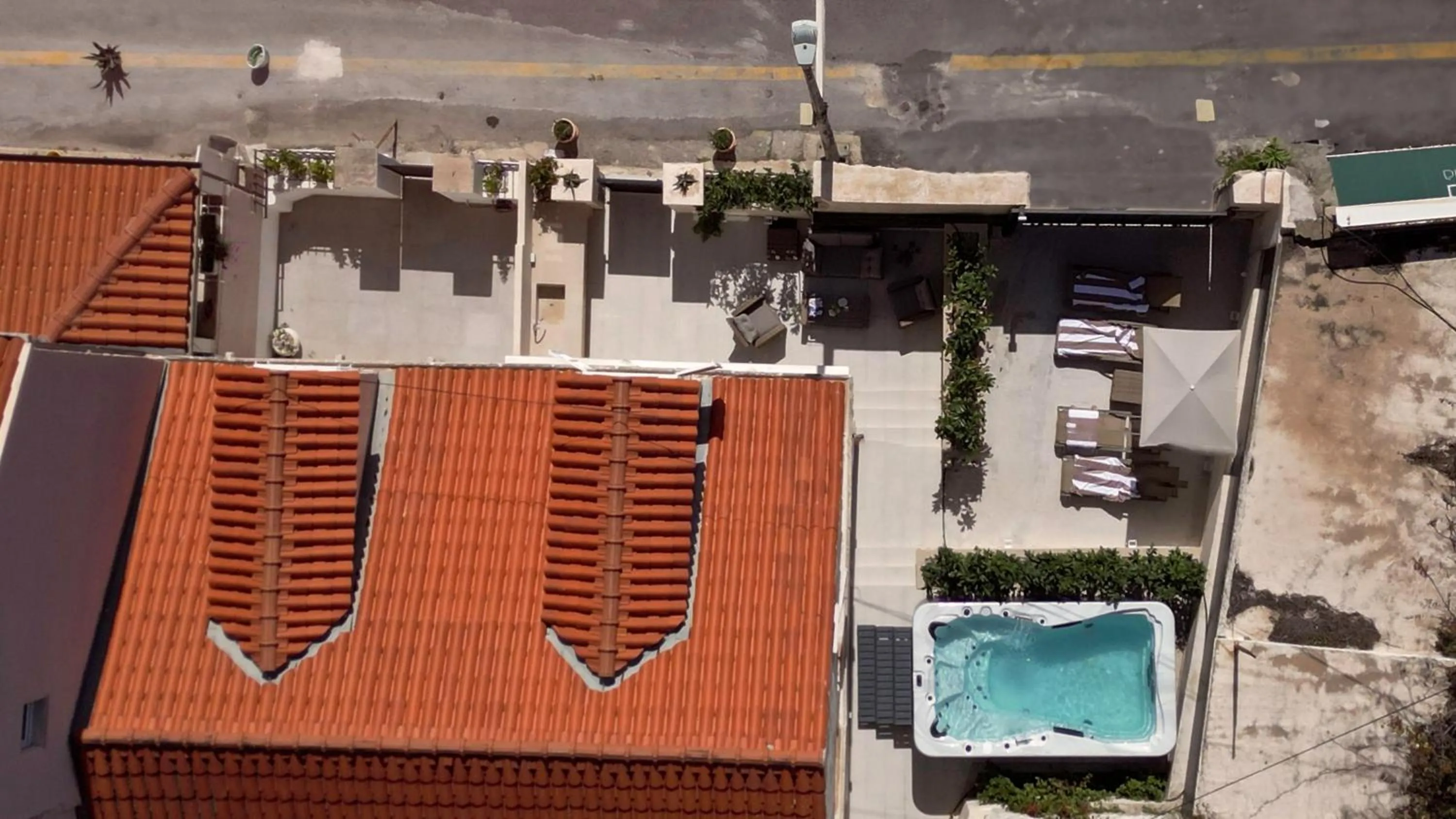 Property building in Villa Miri, Heritage Superior Villa with Swimming Pool