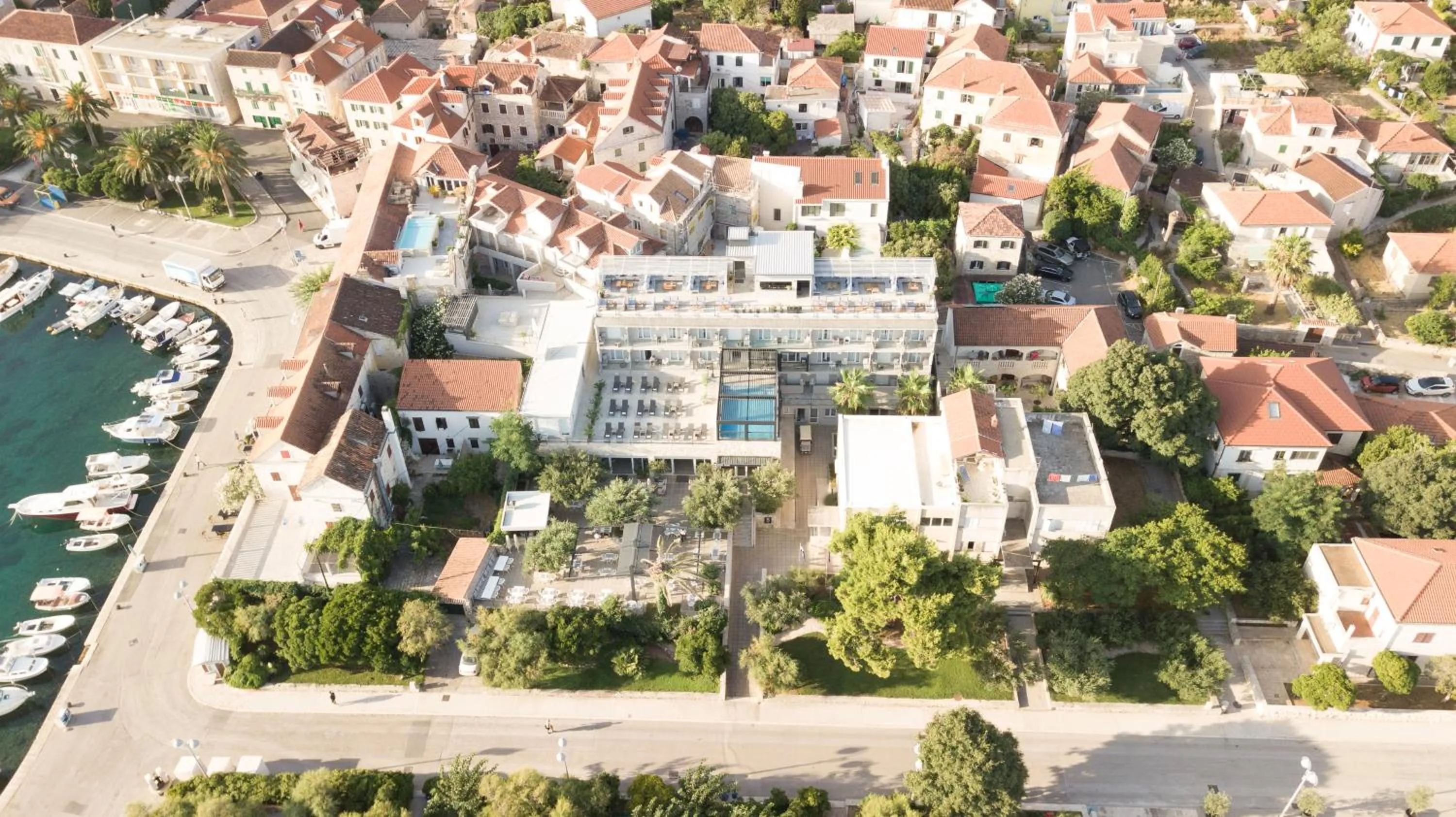 Property building in Hotel Osam - Adults Only