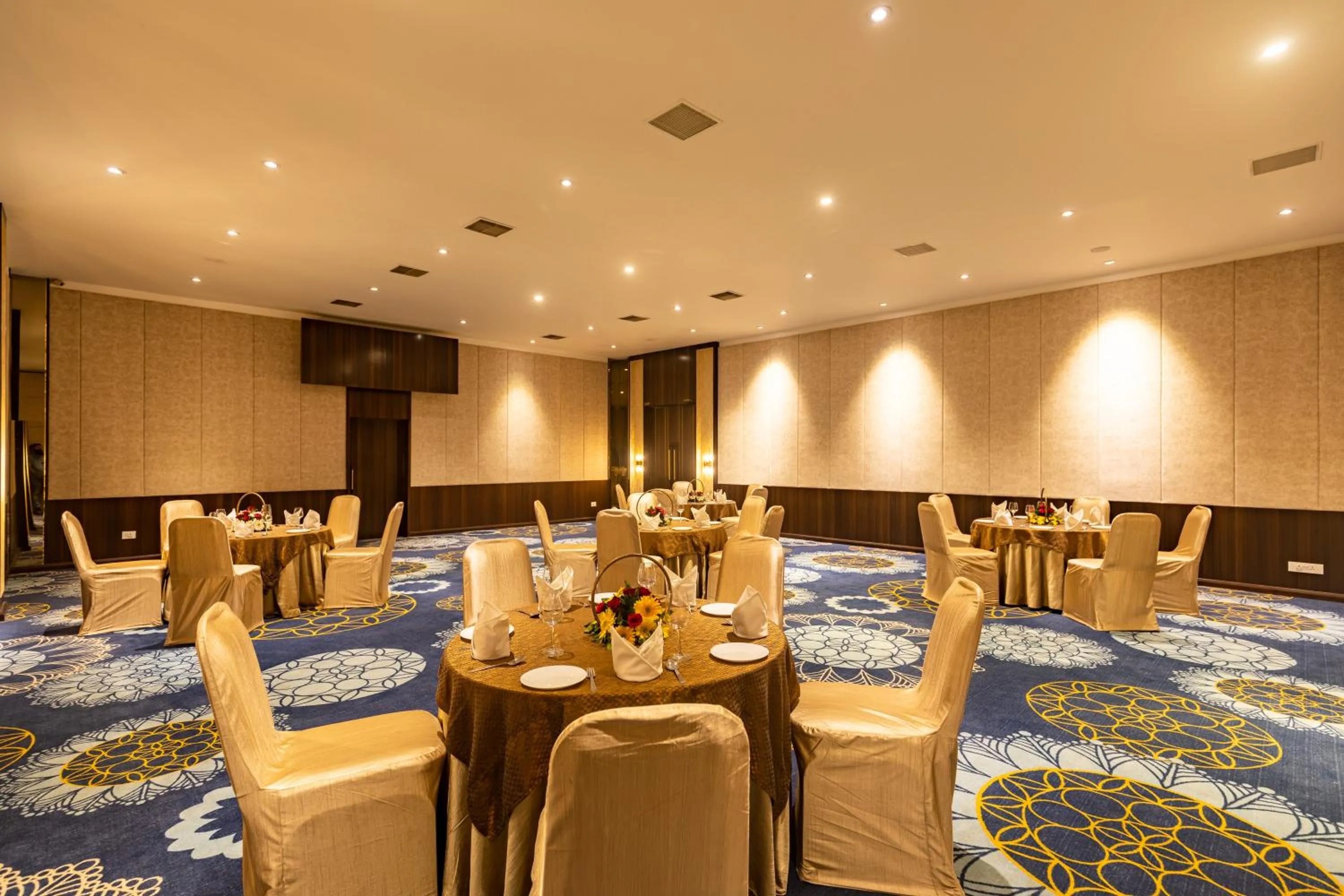 Meeting/conference room in Kwality's Motel Shiraz