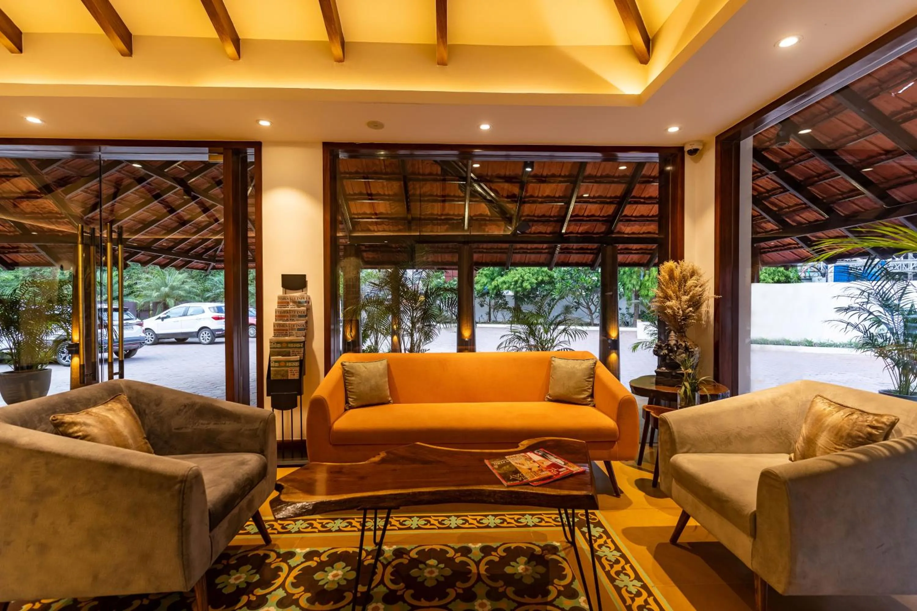 Lobby or reception in Kwality's Motel Shiraz