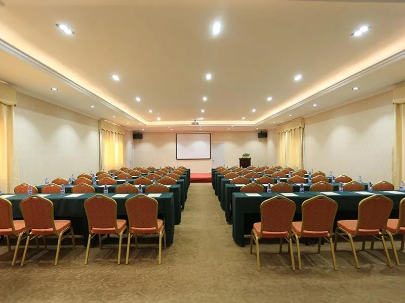 Vienna Hotel - Jinzhou Branch