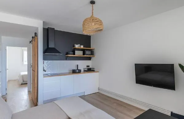 Kitchen or kitchenette in La Arena Apartamentos Zierbena