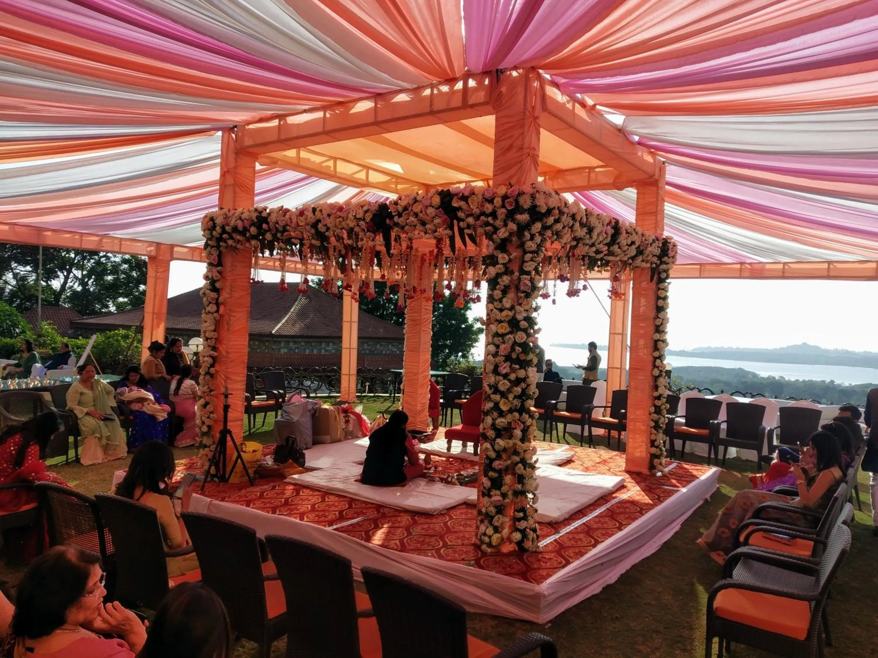 Banquet/Function facilities in Noor-Us-Sabah Palace