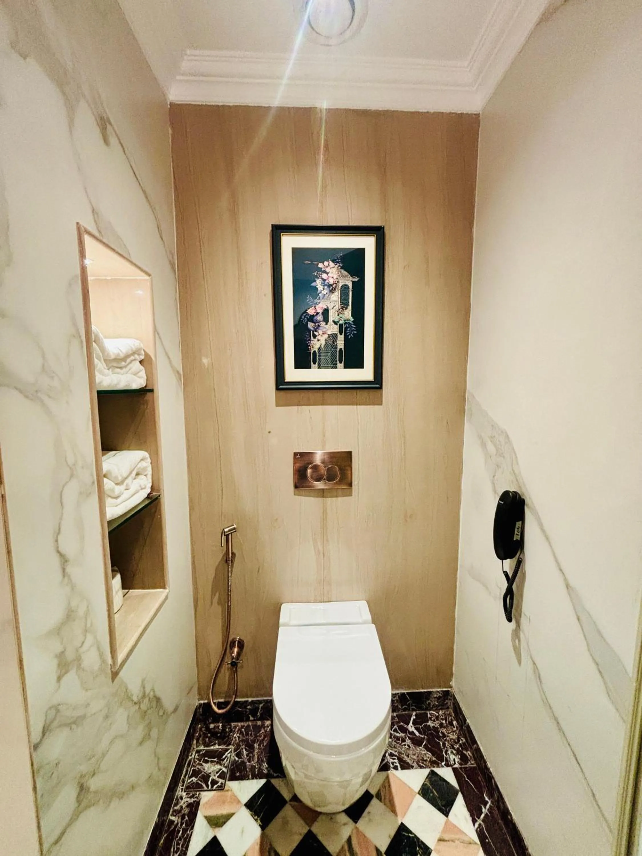 Noor-Us-Sabah Palace