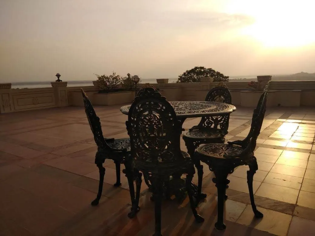 Noor-Us-Sabah Palace