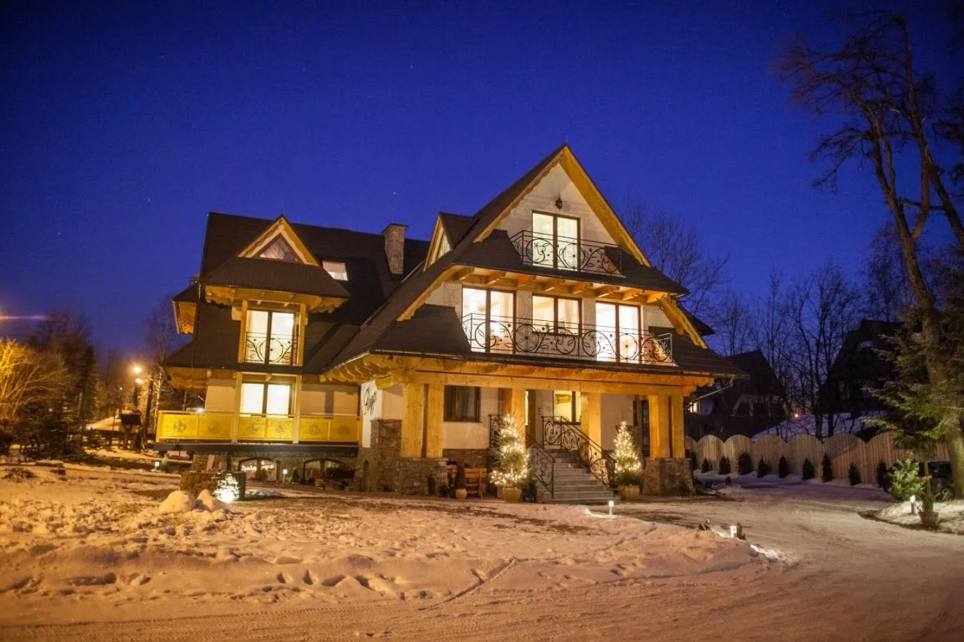 Facade/entrance in Willa Ryś