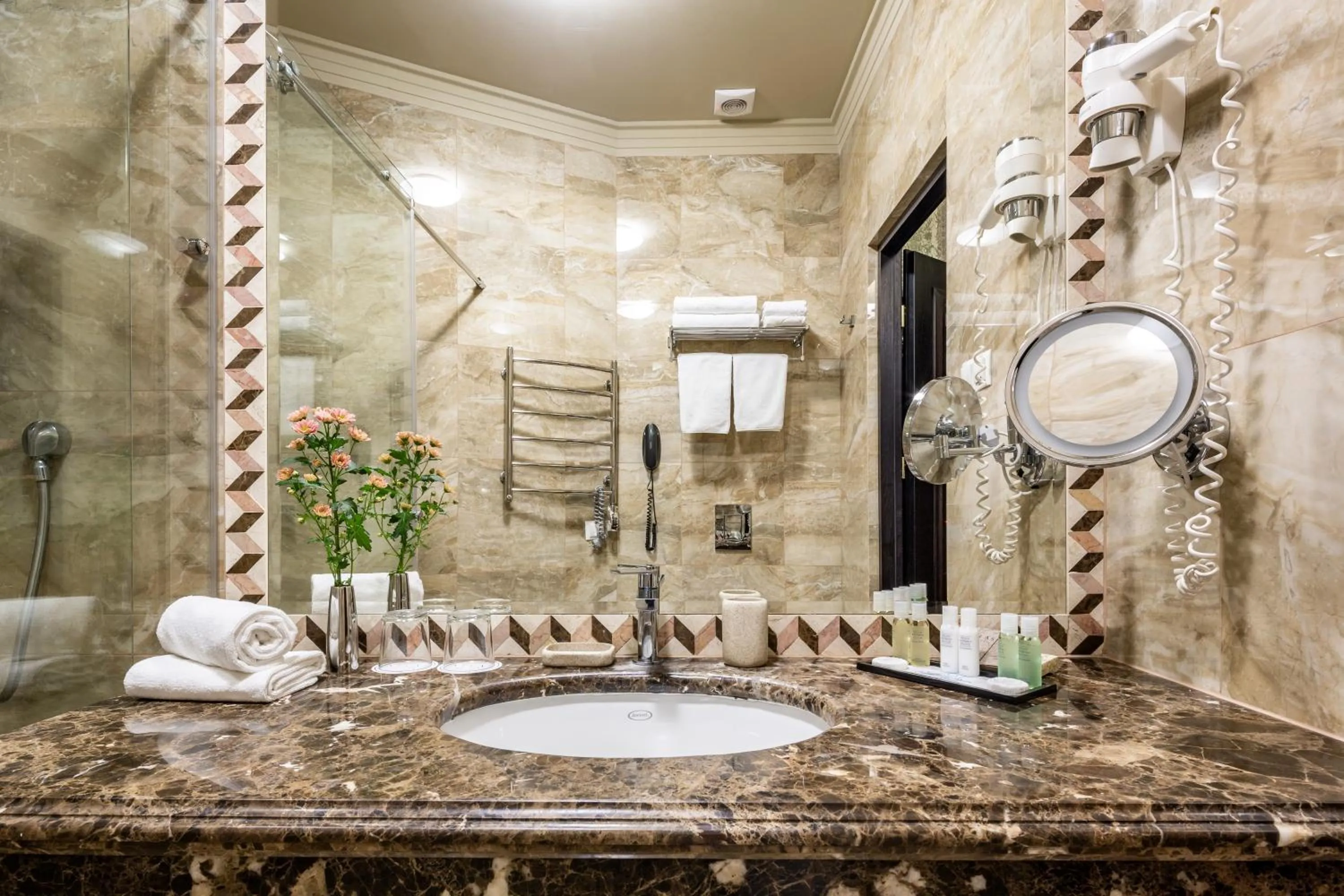 Bathroom in Hotel Atlas Deluxe