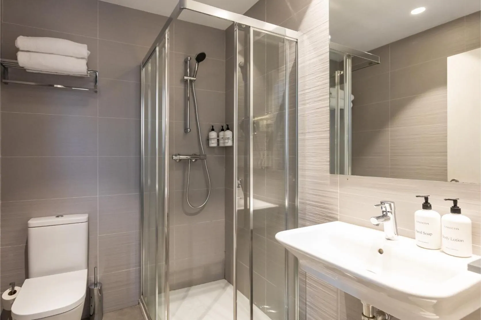 Bathroom in Colectia Hotel Urumea