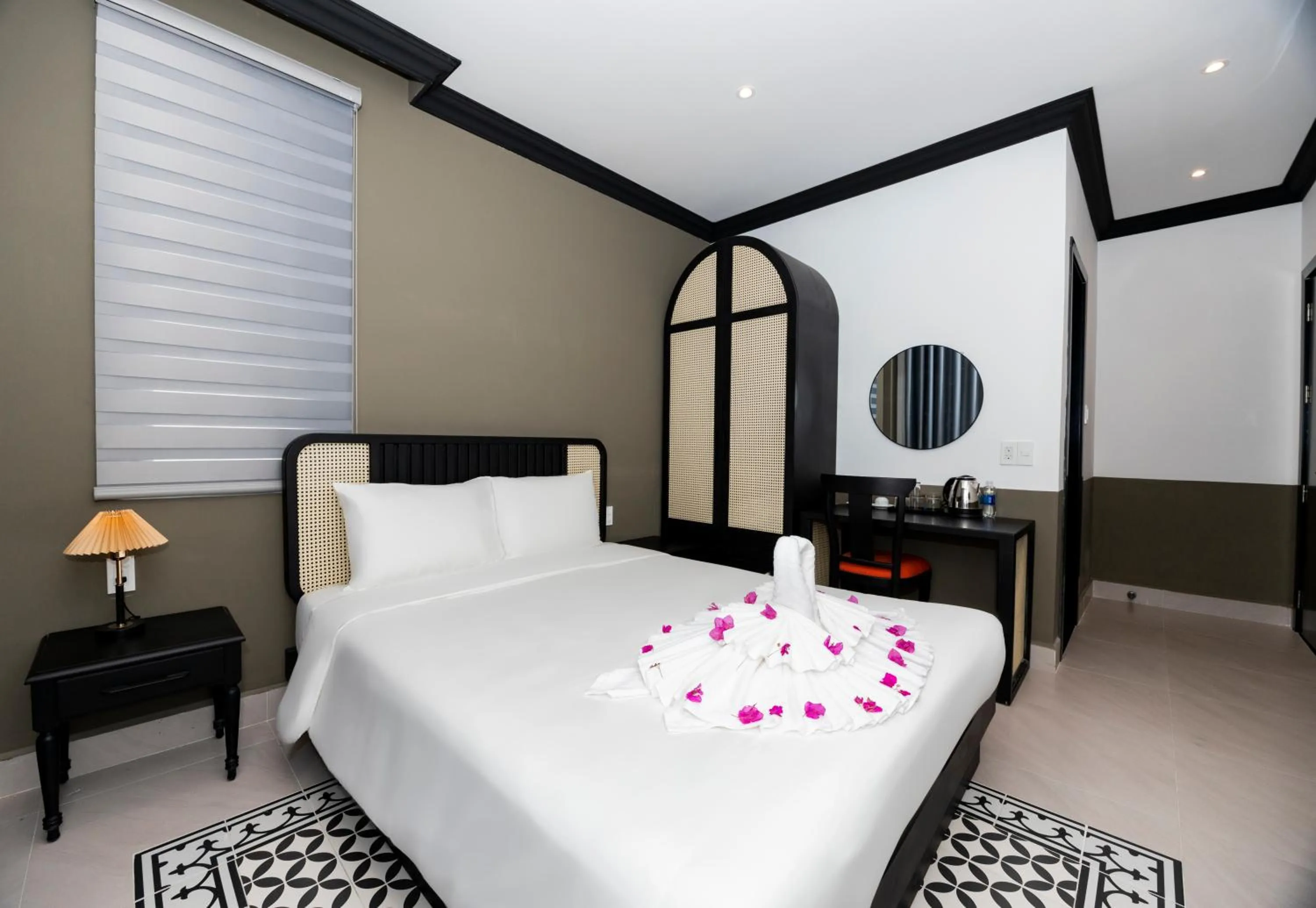 Bed in SUNSET BAY RETREAT