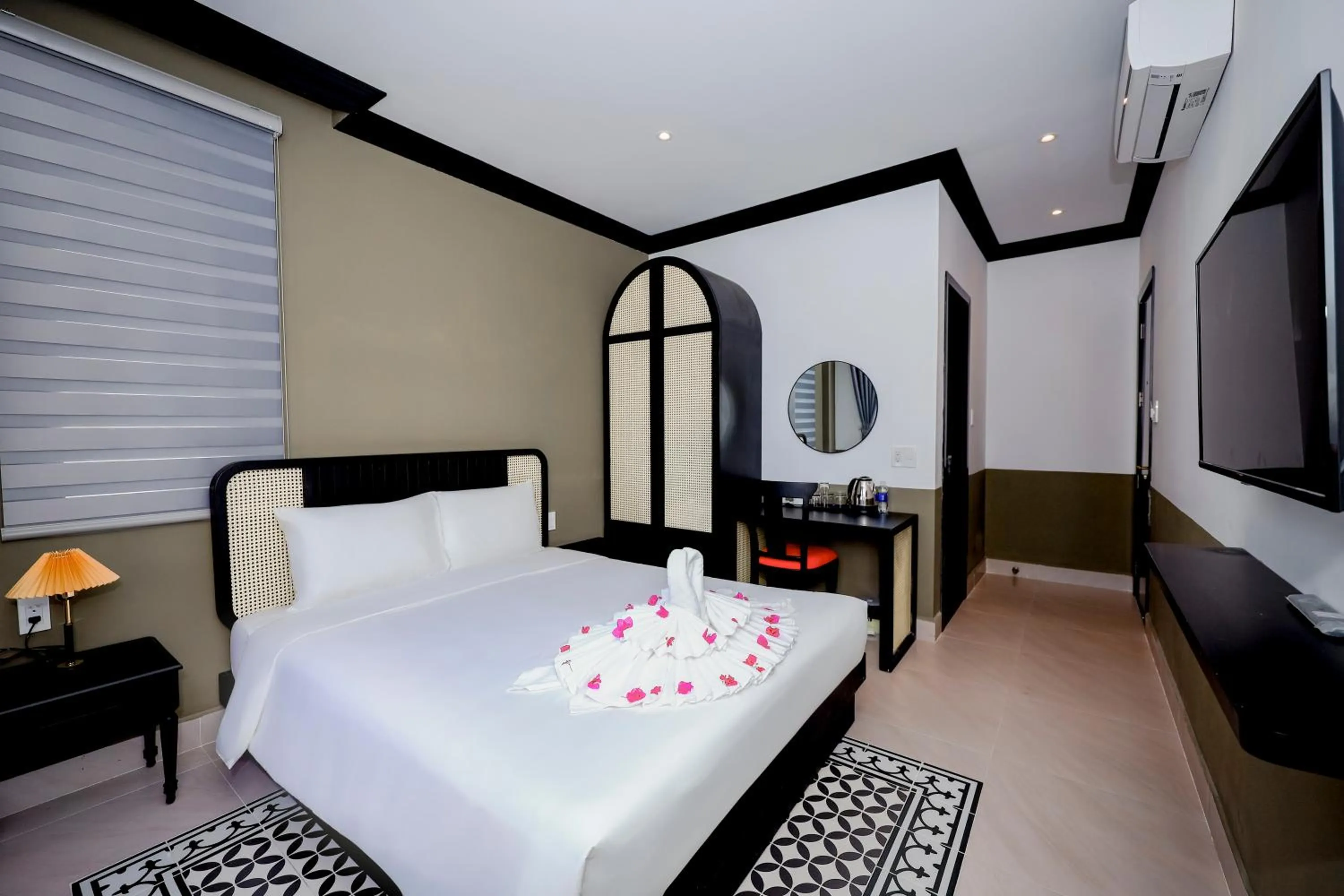 Bed in SUNSET BAY RETREAT