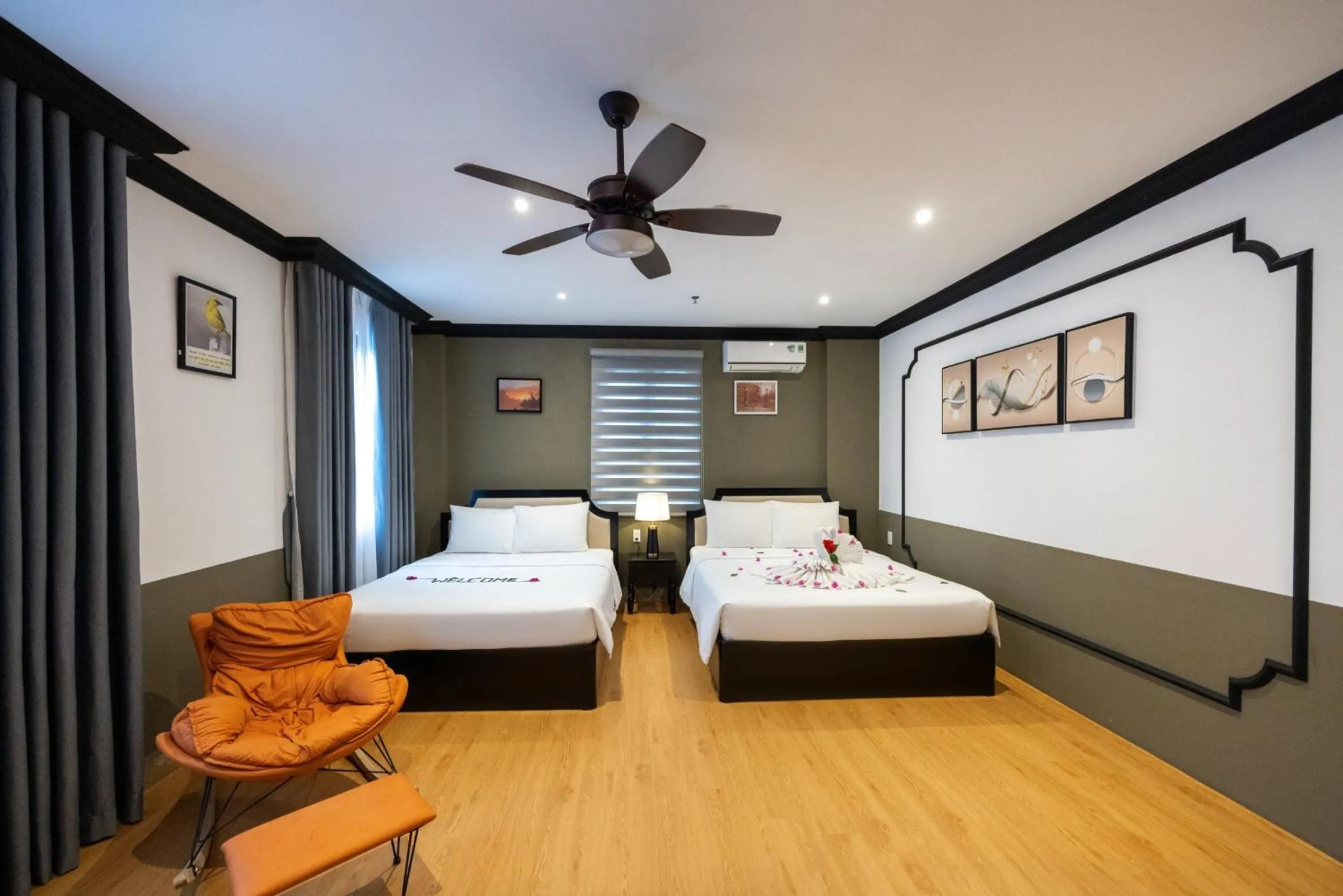 Bedroom, Bed in SUNSET BAY RETREAT