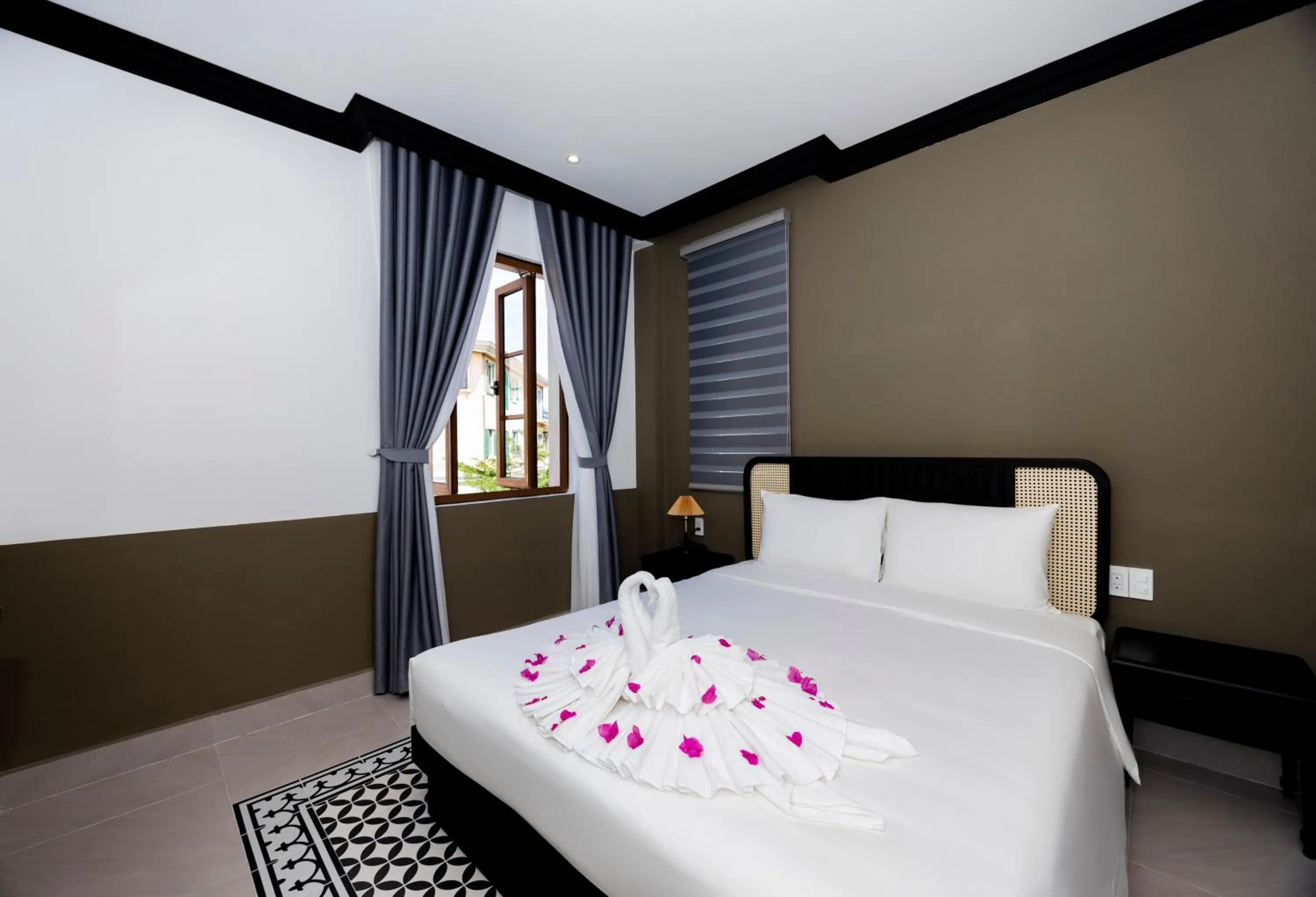 Bedroom, Bed in SUNSET BAY RETREAT