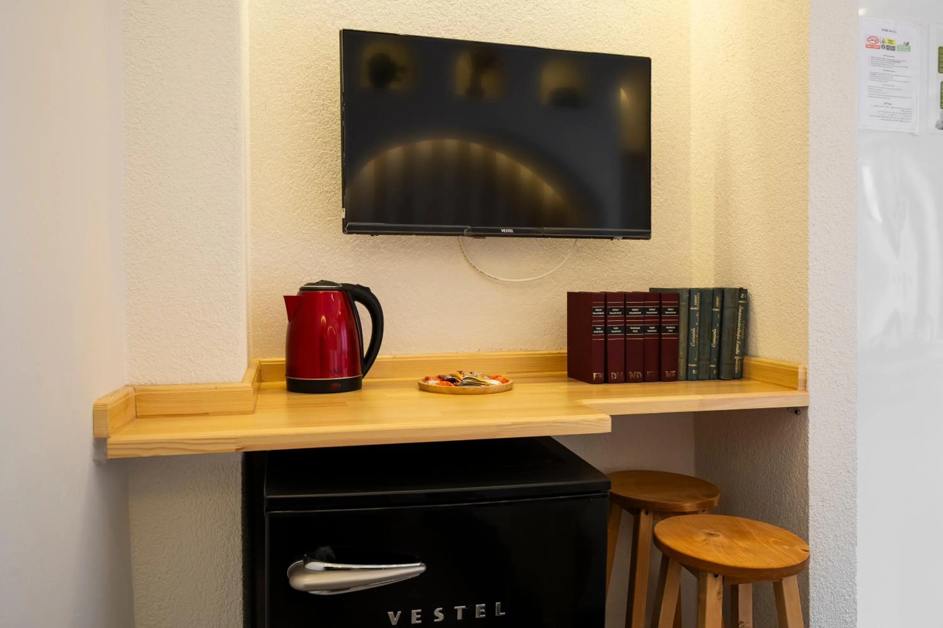 Coffee/tea facilities in Emir Hotel