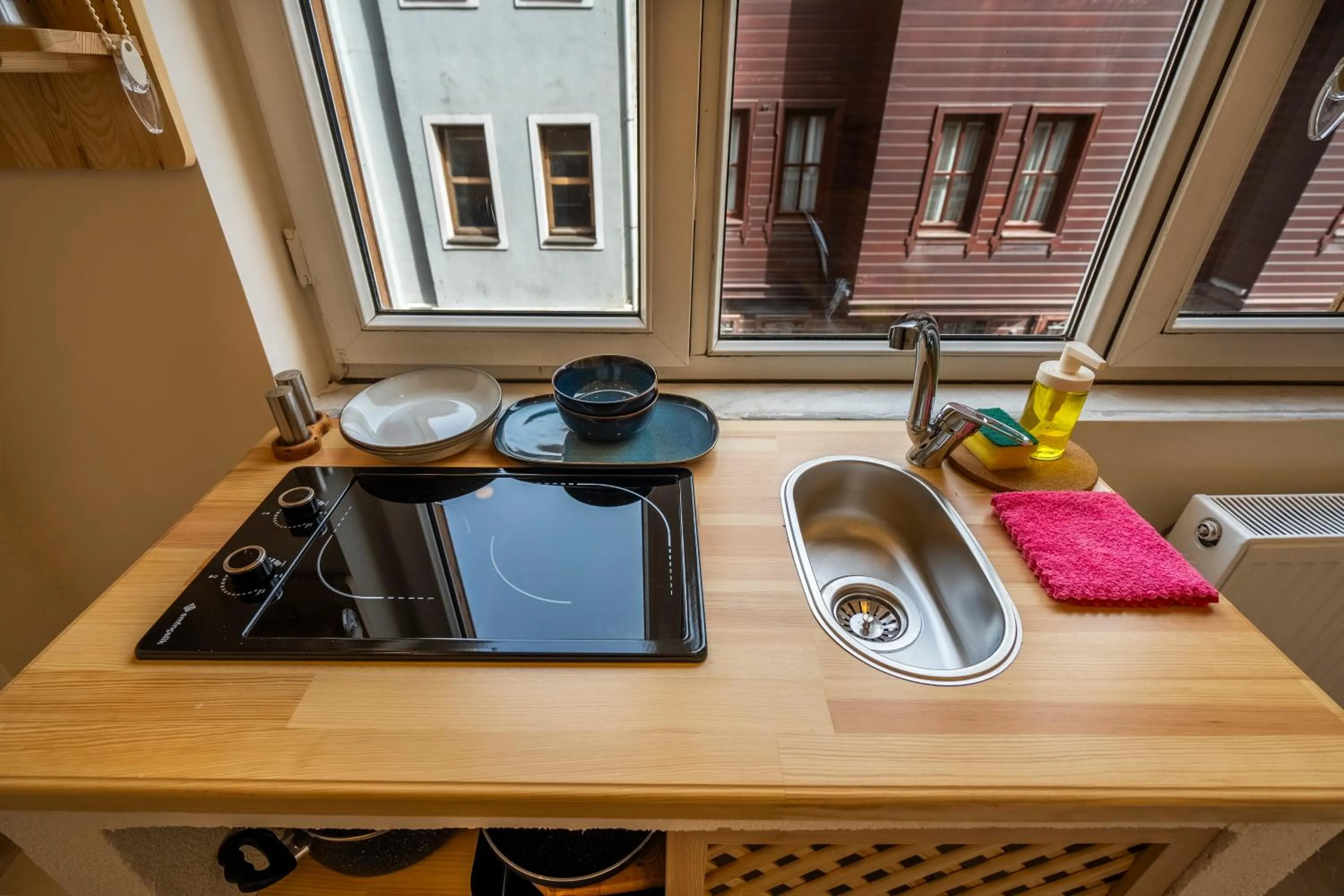 Kitchen or kitchenette in Emir Hotel