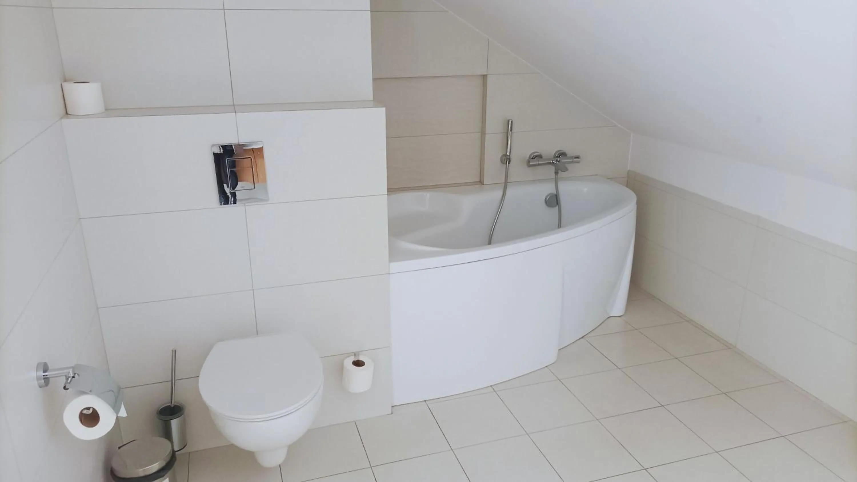 Bathroom in Hotel Marina Club Old Town View