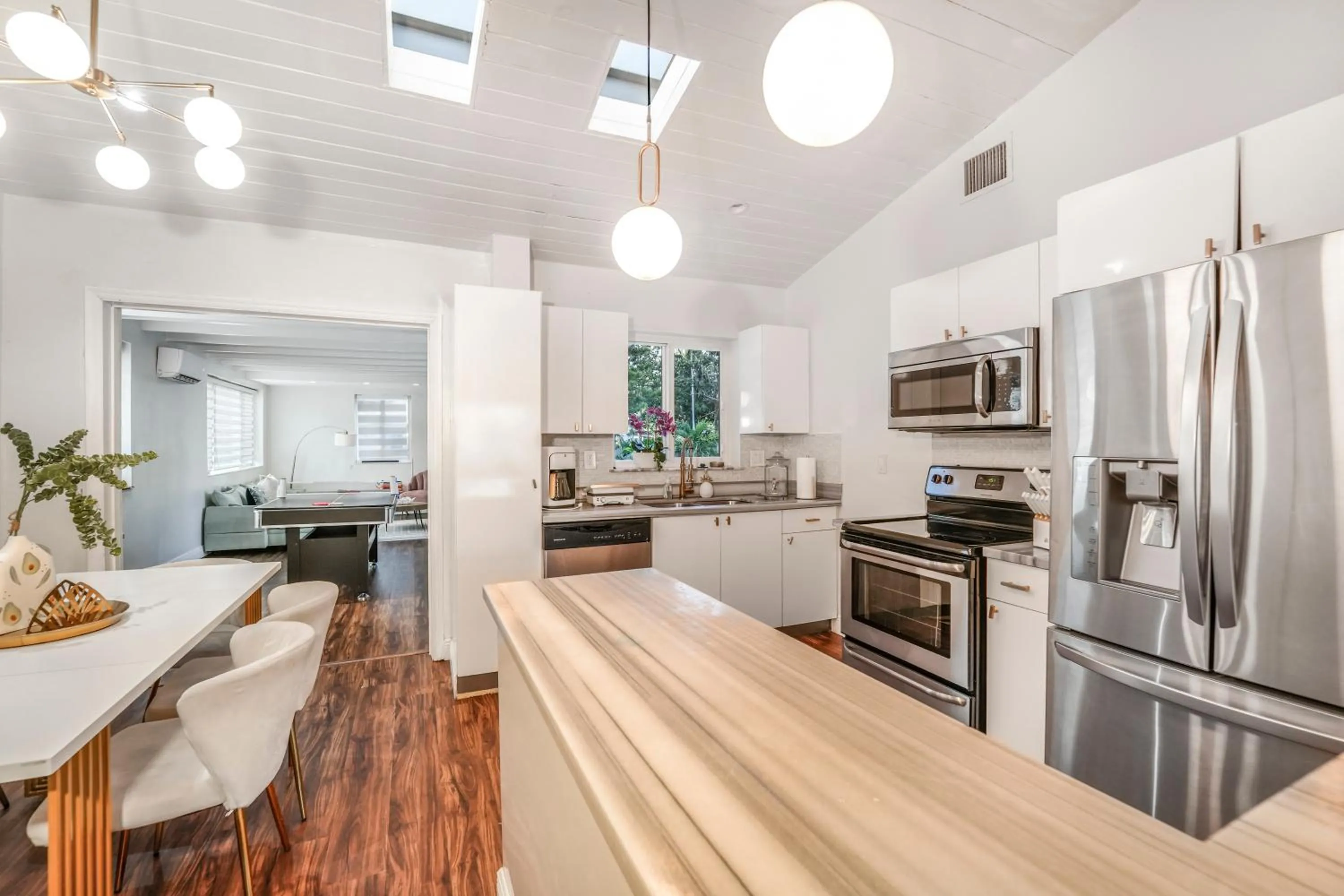 La Playita 4-BR Heated Pool Miami 16 Guests