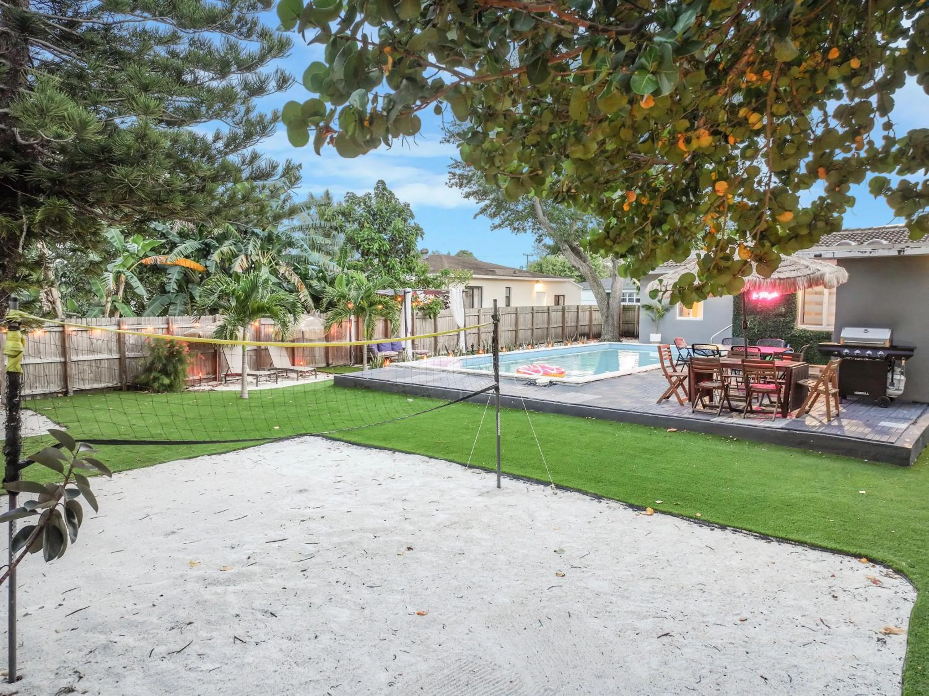 La Playita 4-BR Heated Pool Miami 16 Guests