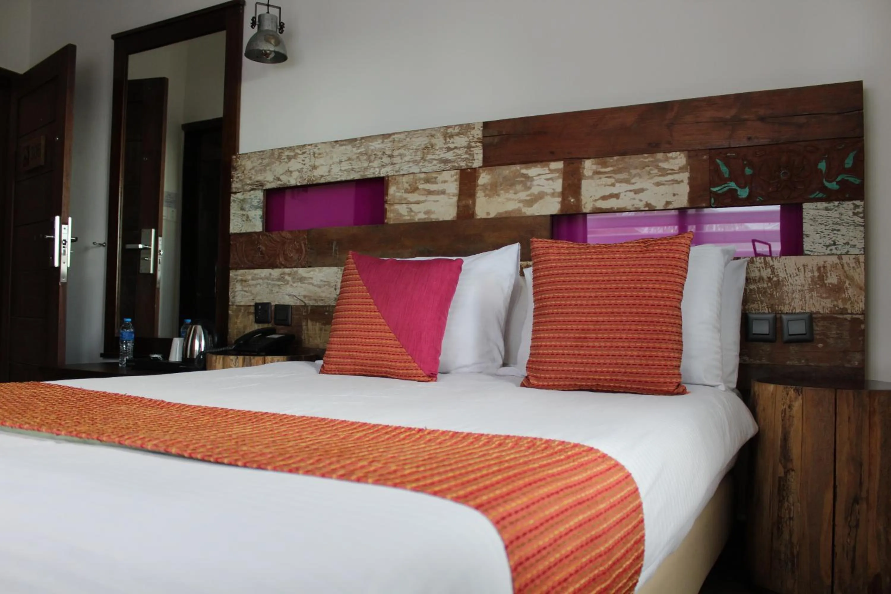 Bed in The Swiss Hotel Freetown