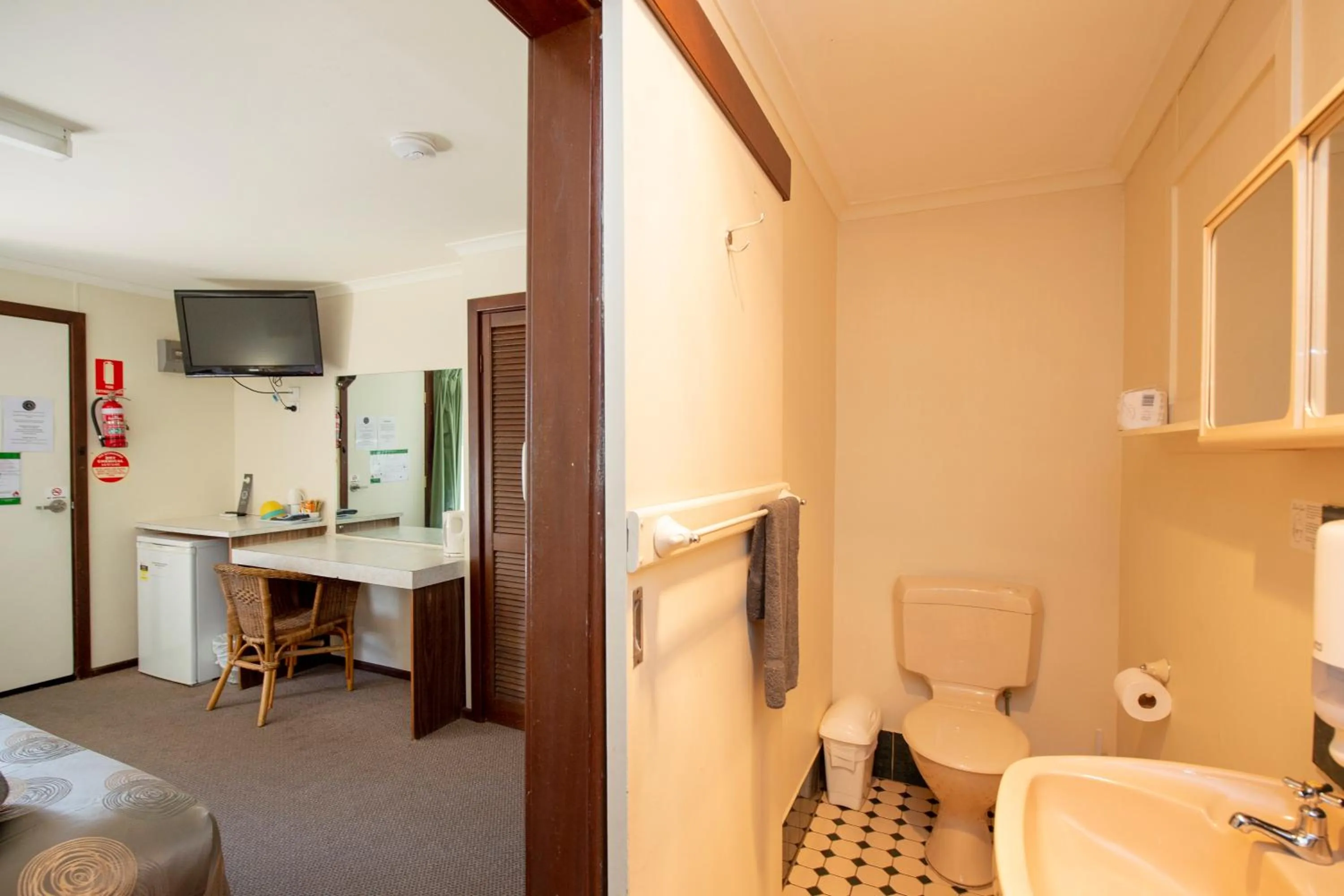 Ardrossan Hotel Motel