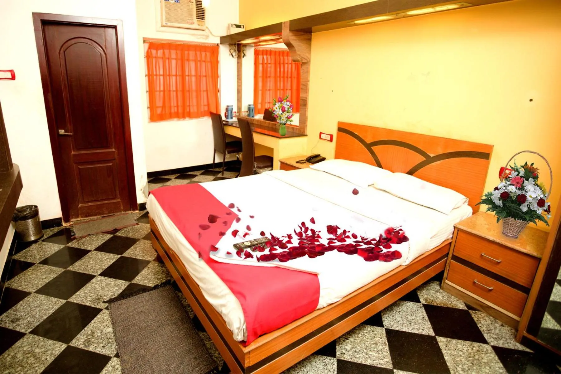 Bed in Hotel Sunpark Inn