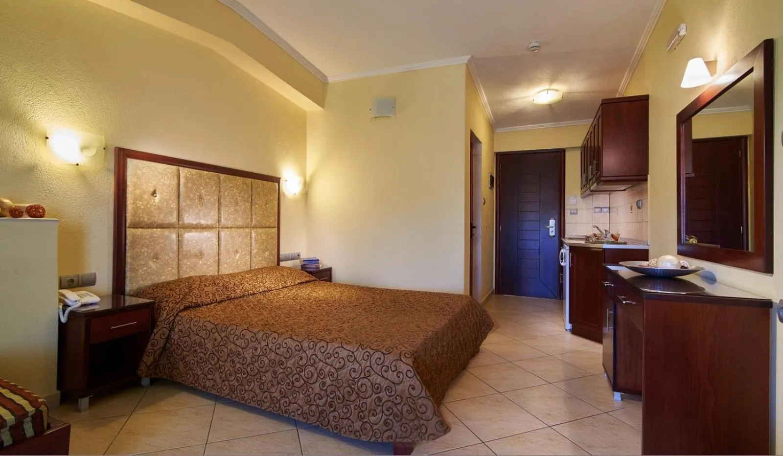 Bed in Hotel Agni On The Beach